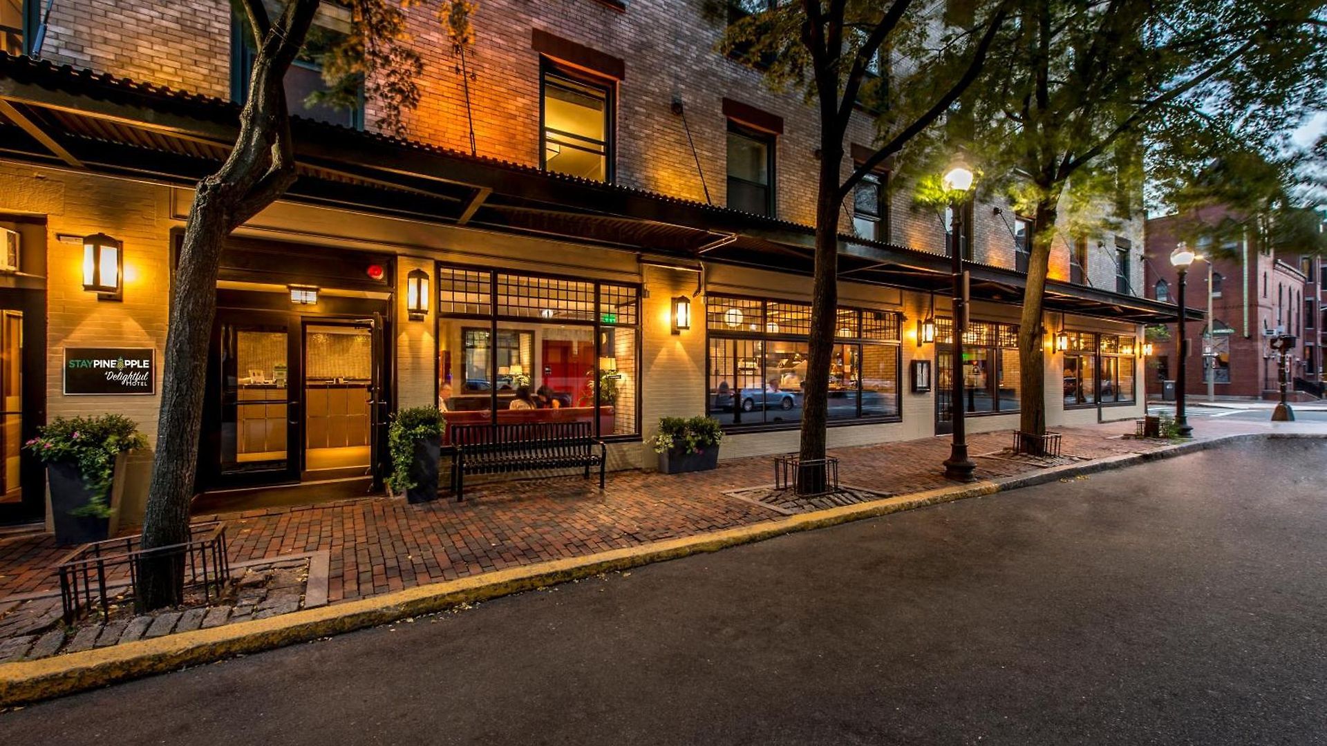 Hotel Staypineapple, A Delightful Hotel, South End