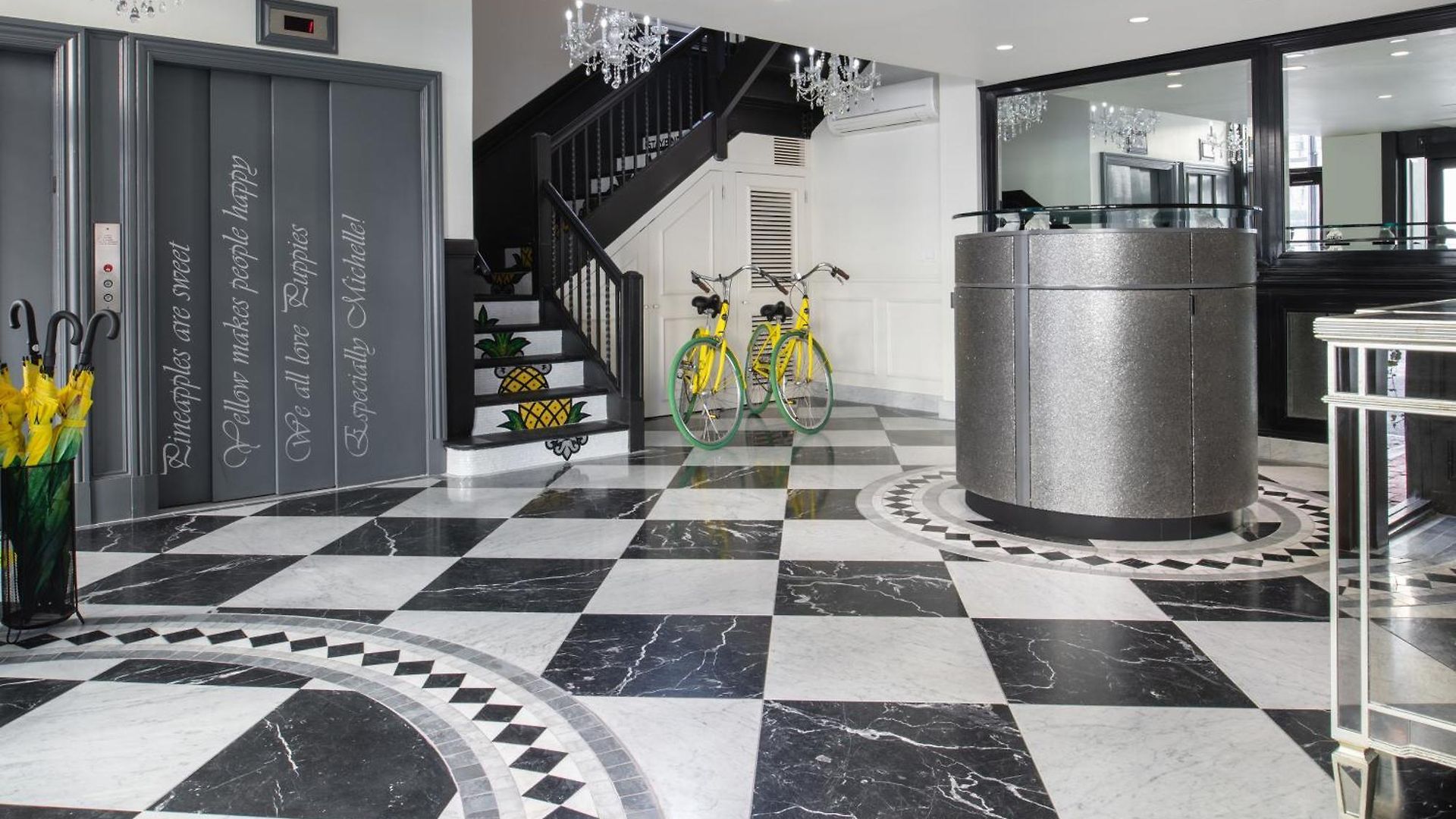 Staypineapple, A Delightful Hotel, South End 4* Boston
