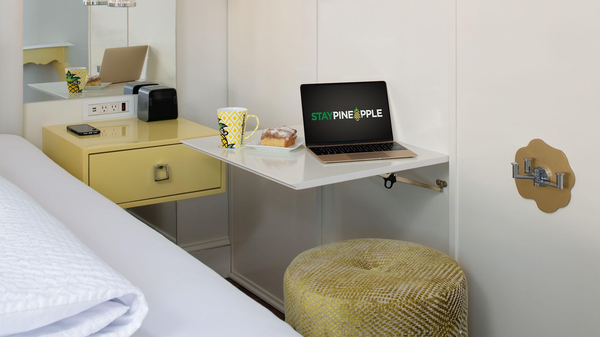 Hotel Staypineapple, A Delightful Hotel, South End 4*