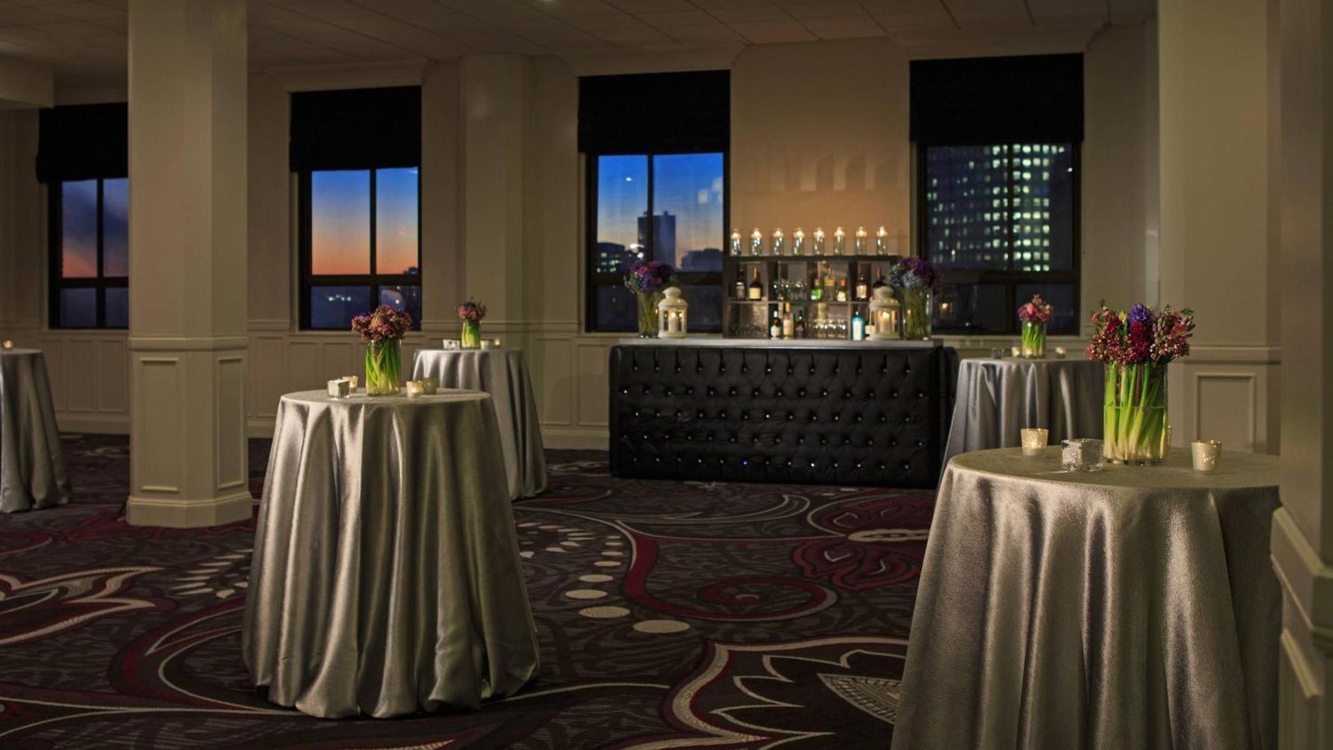 Hotel Courtyard By Marriott Downtown