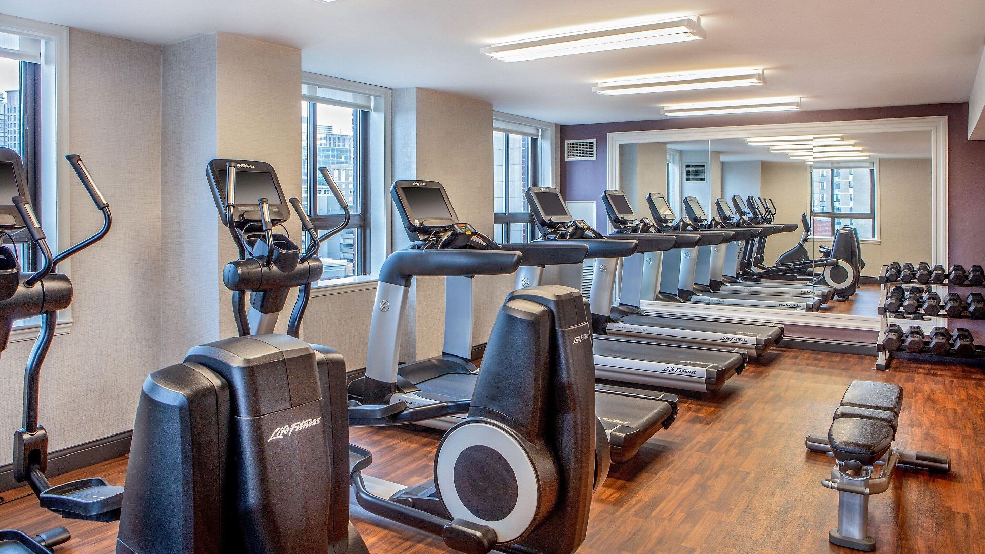 Courtyard By Marriott Downtown Hotel 4*