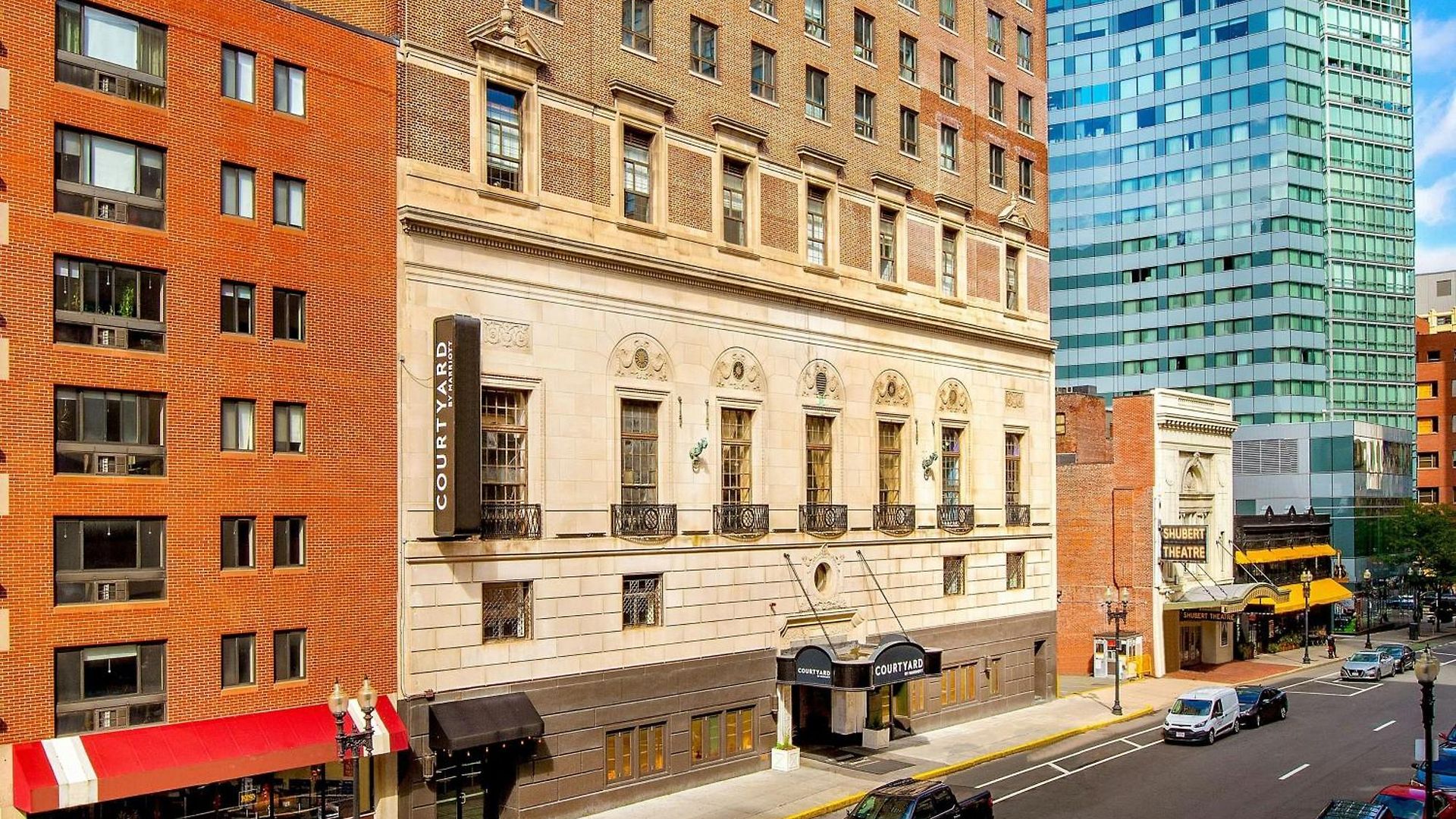 Courtyard By Marriott Downtown Hotel 4*