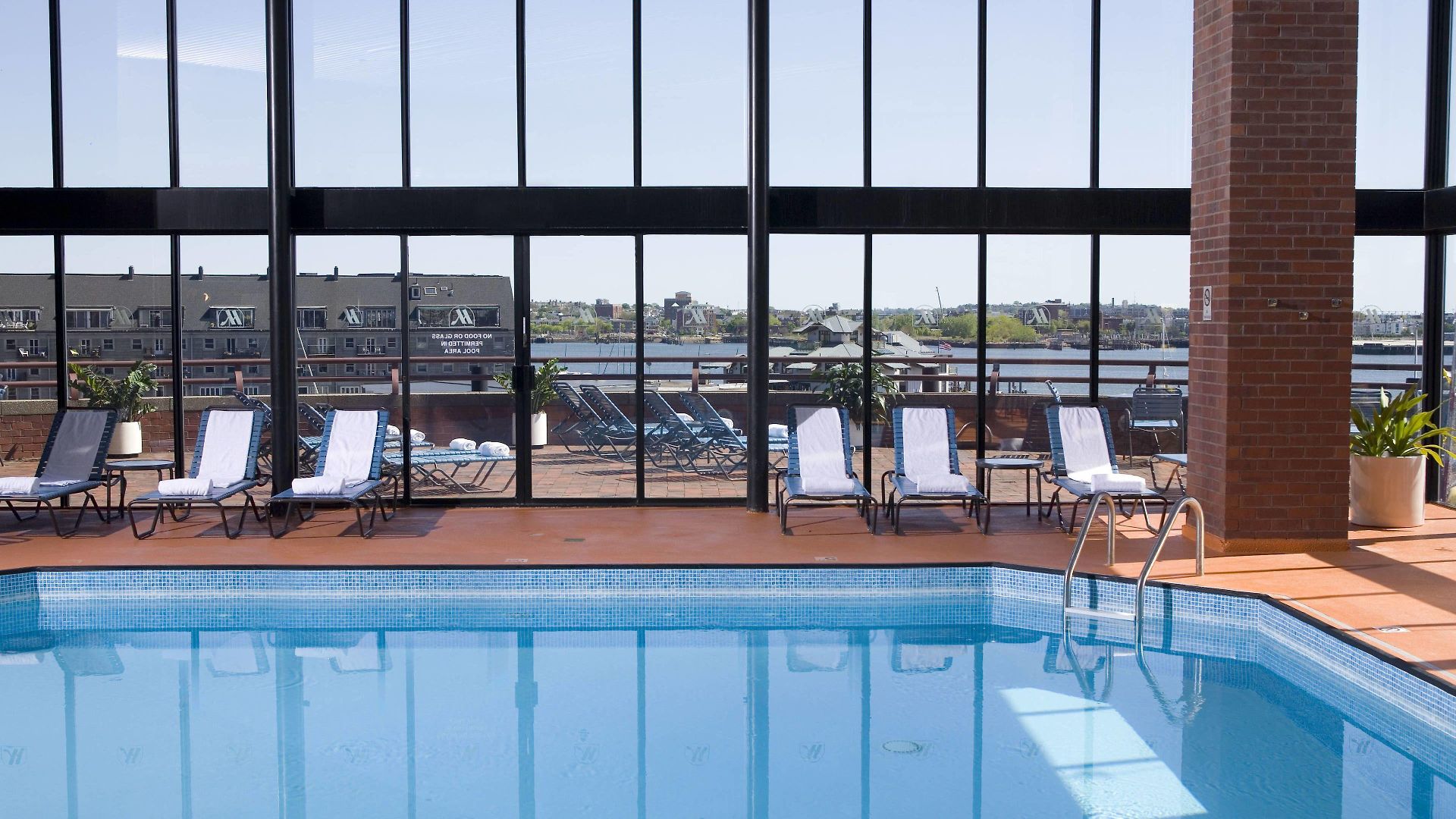 Marriott Long Wharf Hotel 4*