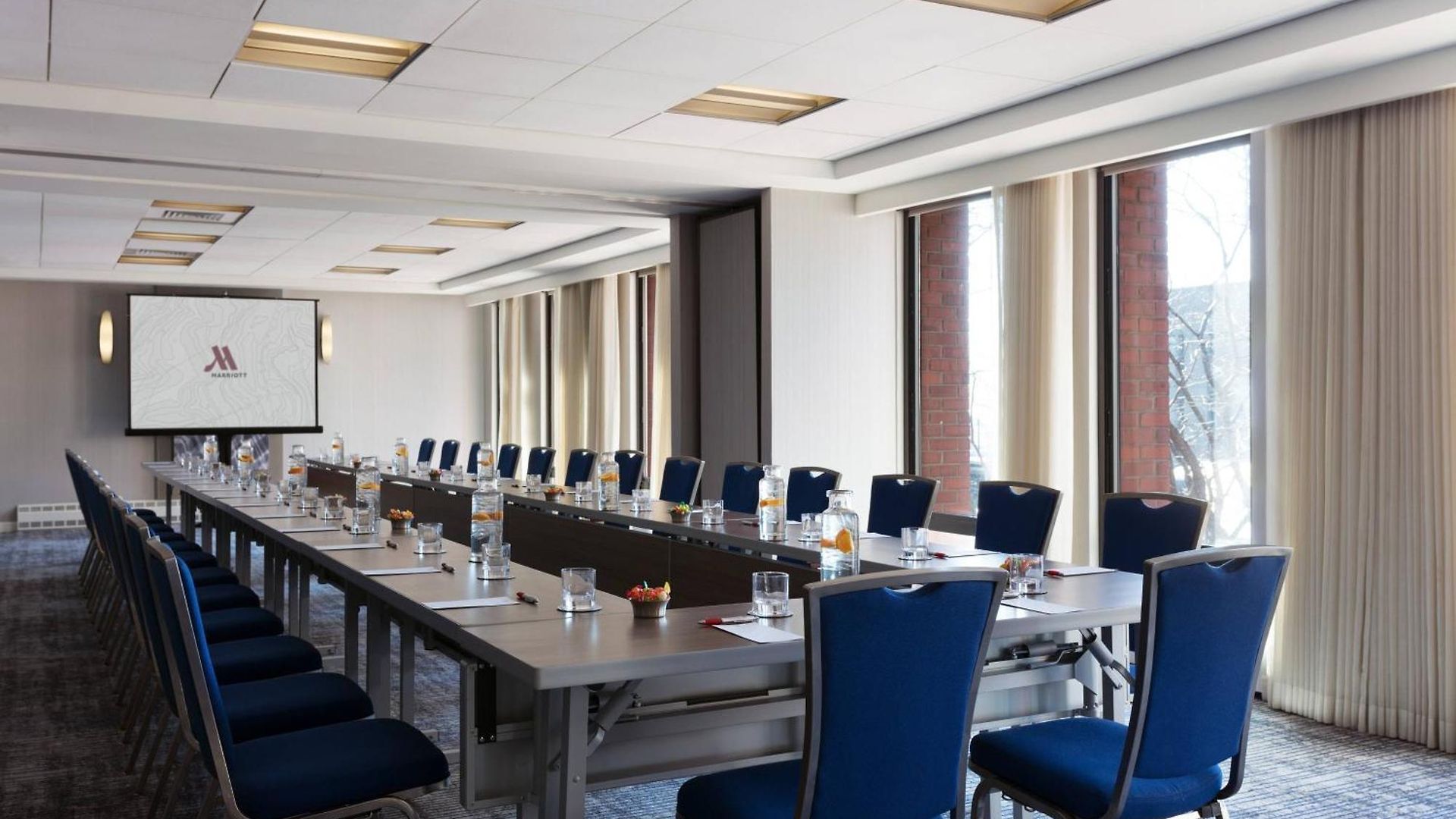 Hotel Marriott Long Wharf 4*