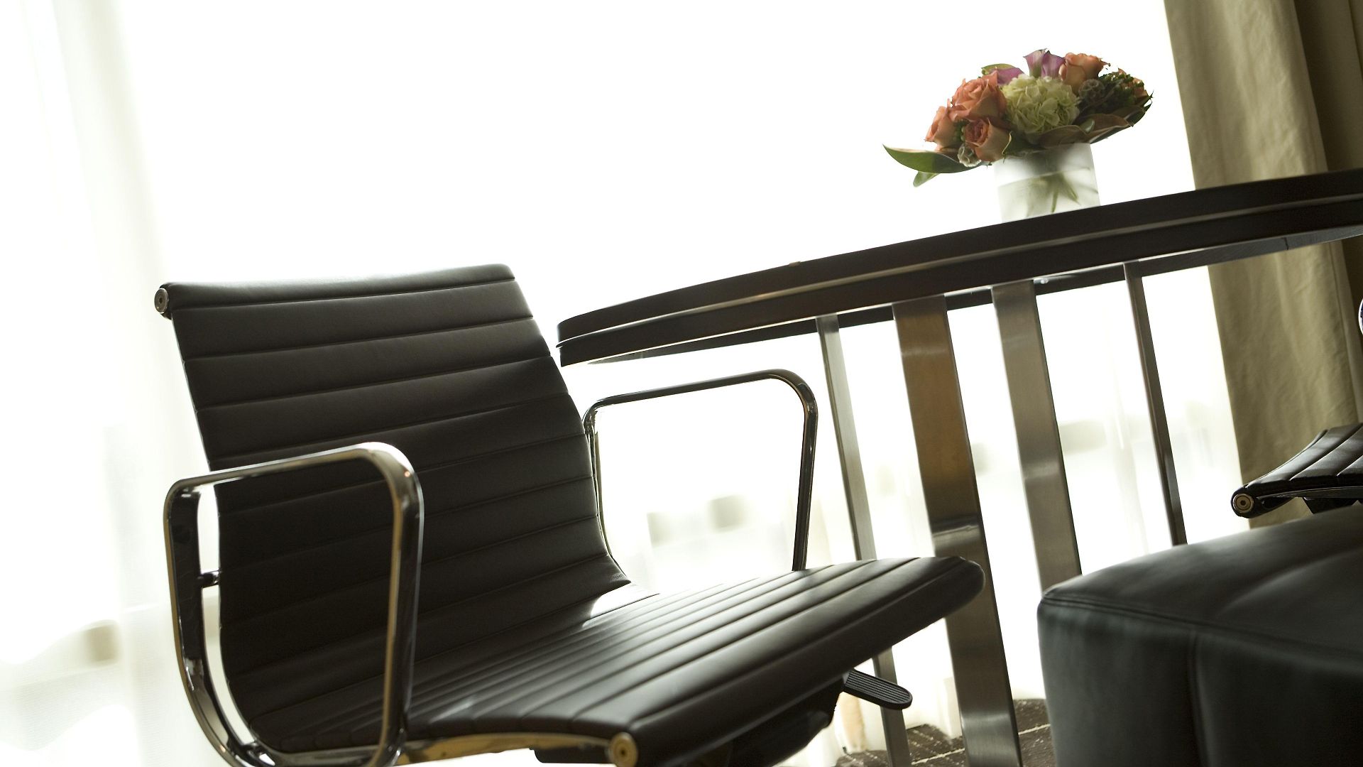 The Colonnade 4* Boston
