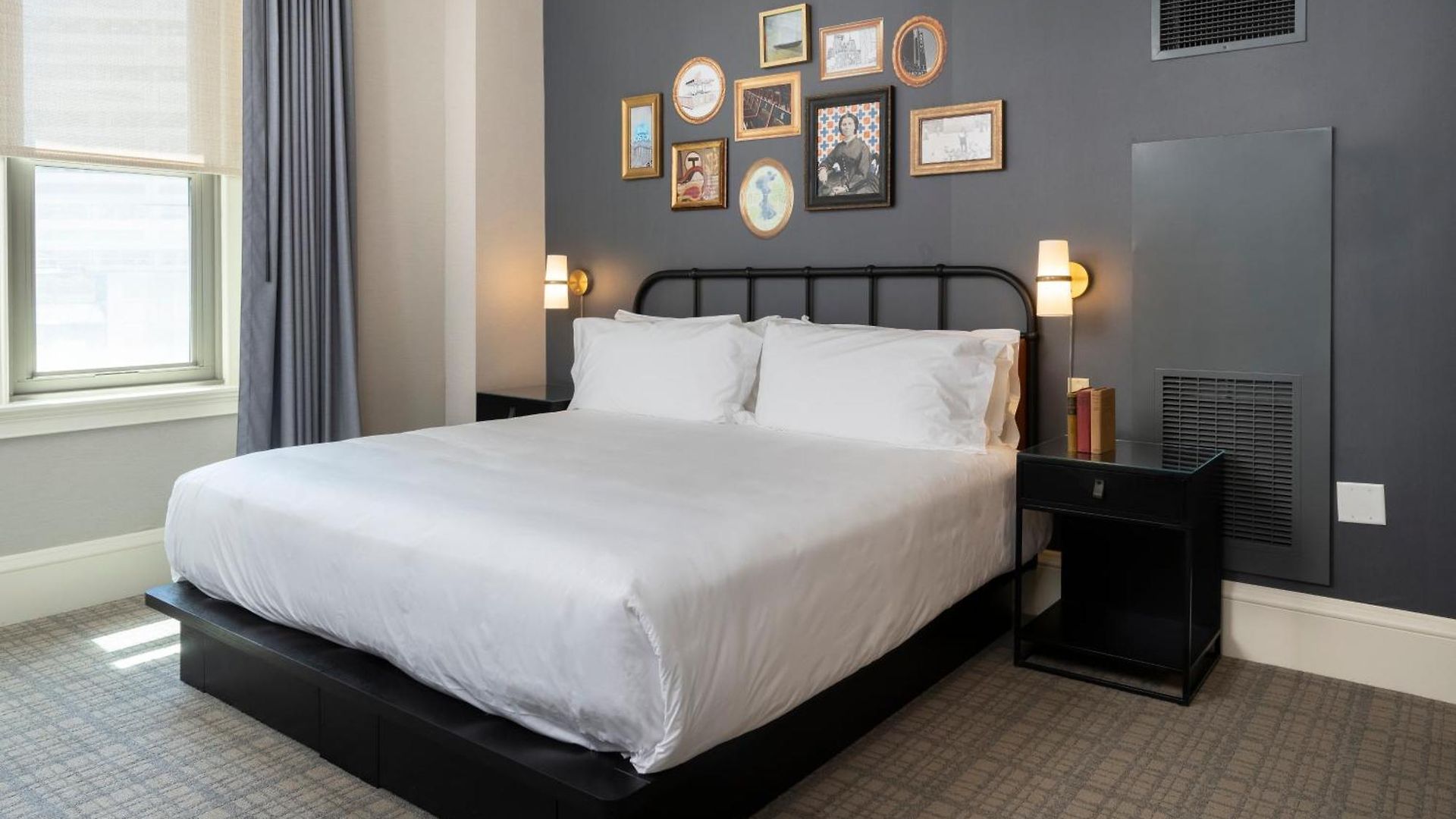 Hotel Copley Square Hotel, A Found
