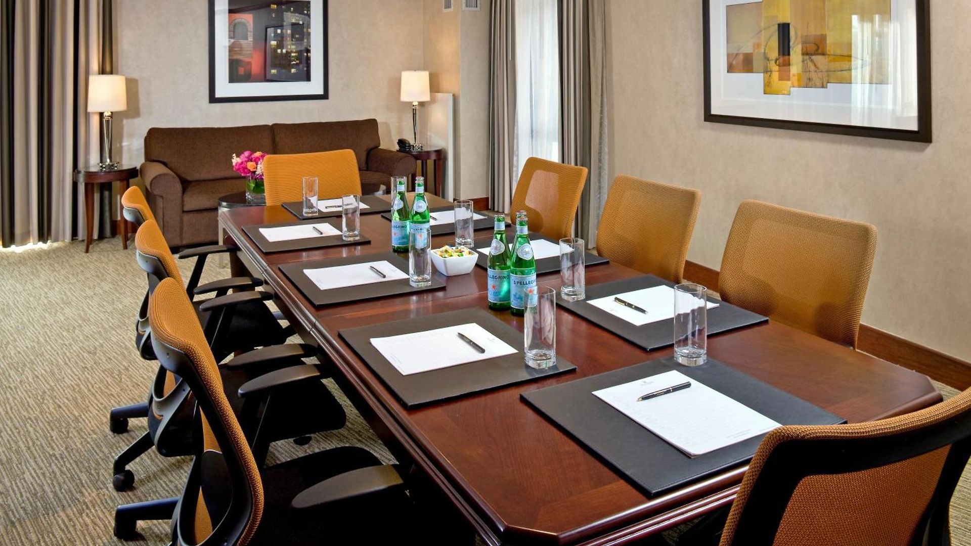 The Bostonian Hotel