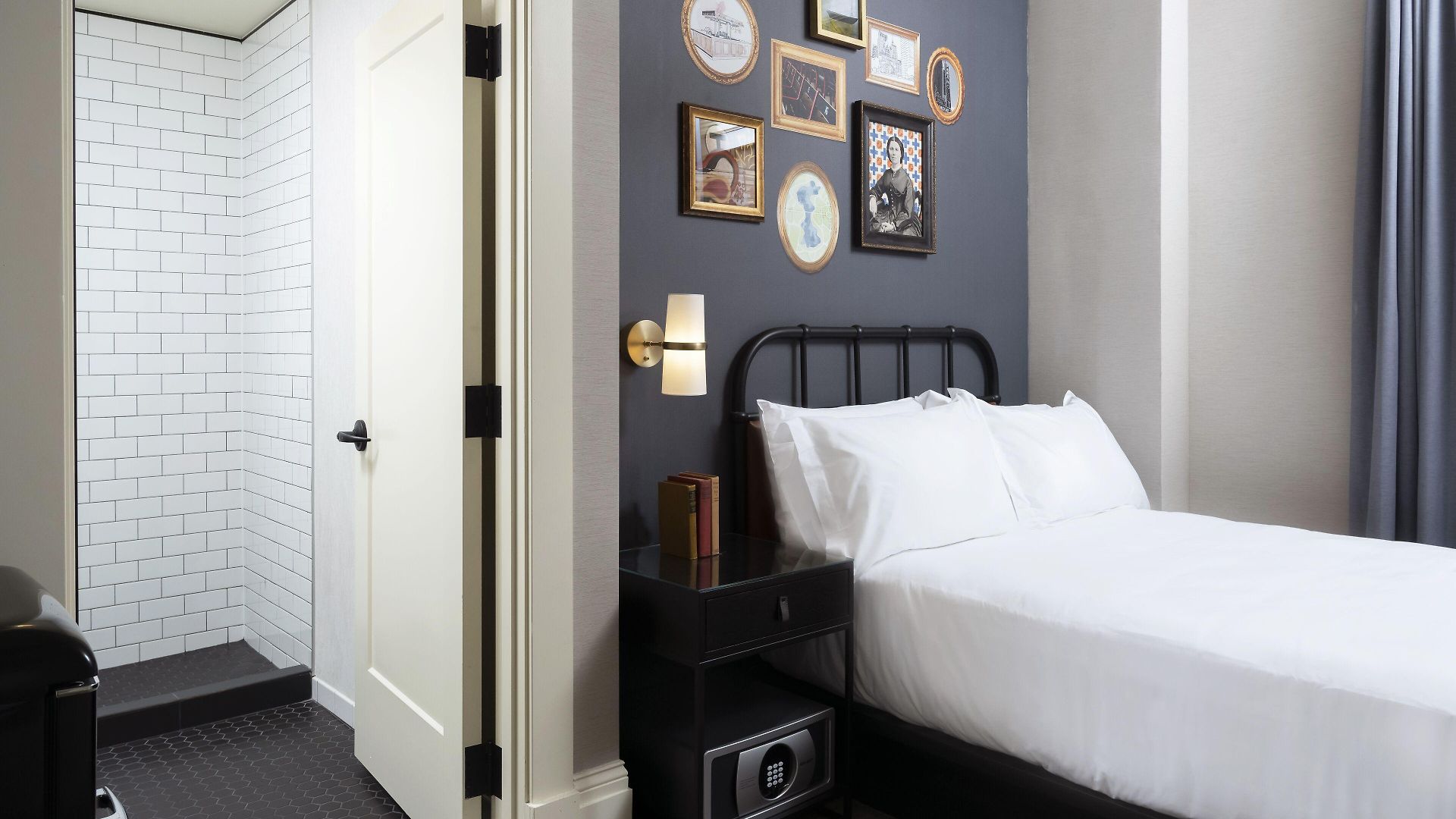 Copley Square Hotel, A Found Hotel
