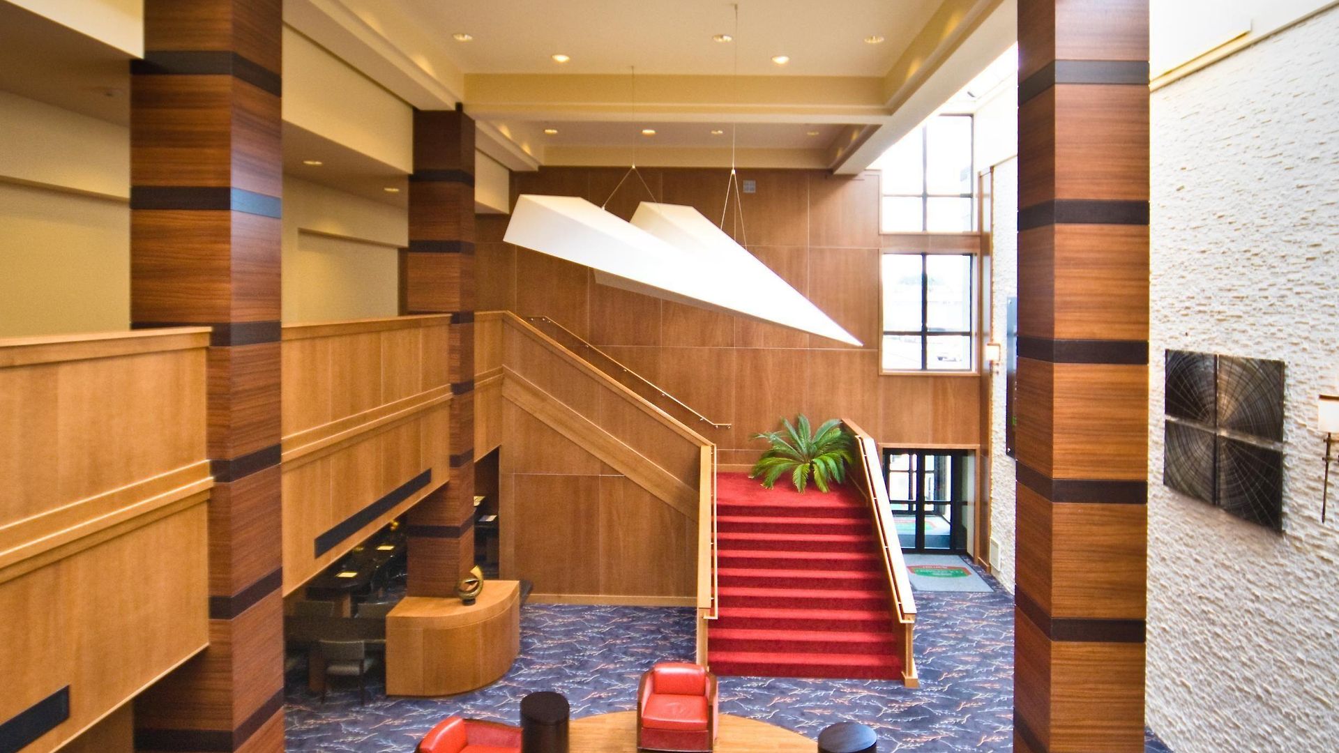 Courtyard By Marriott Logan Airport Hotel Boston