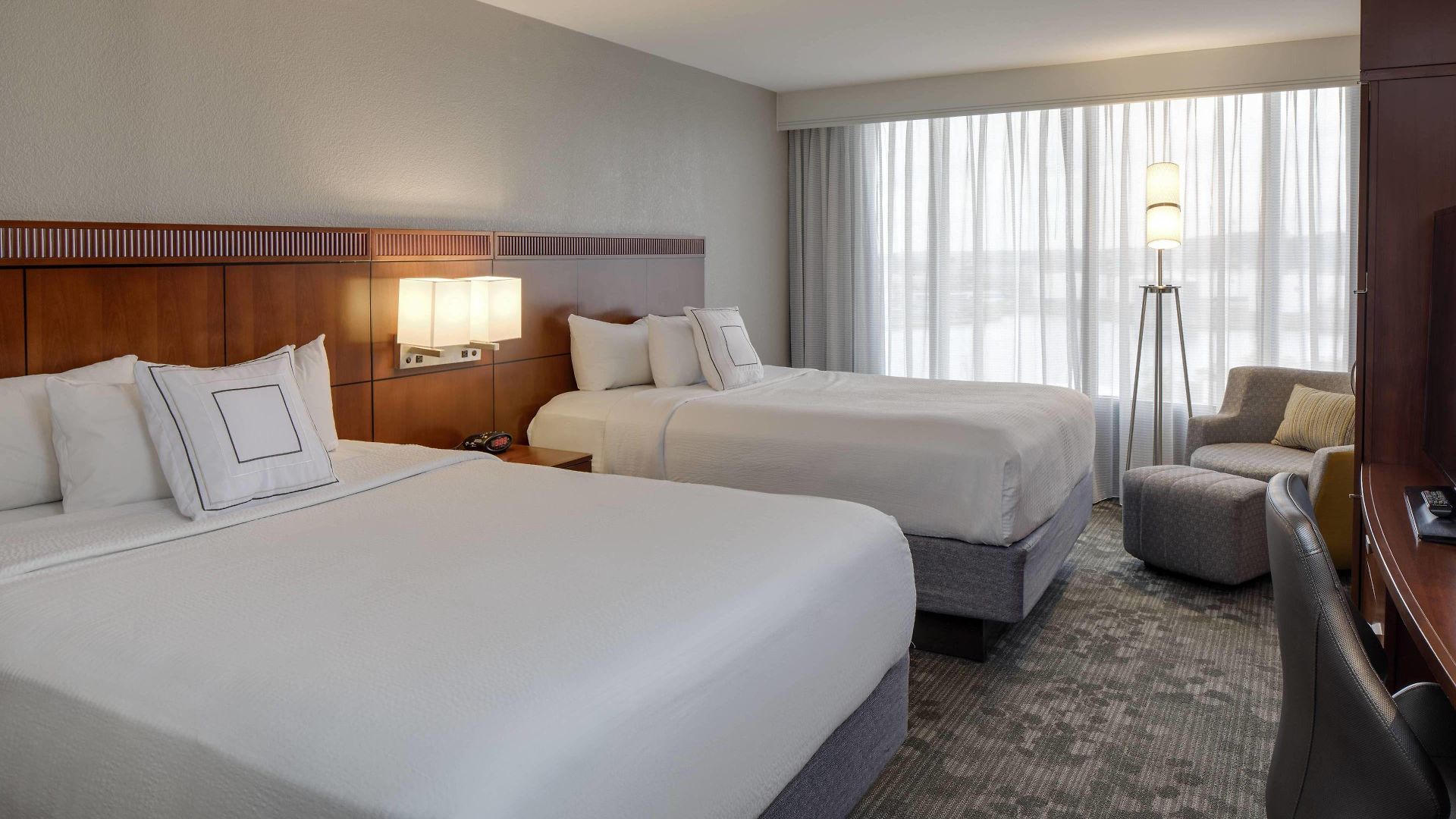 Hotel Courtyard By Marriott Logan Airport