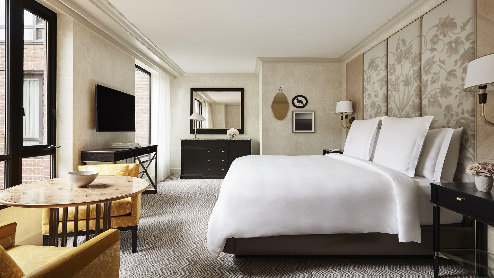 Four Seasons 5*