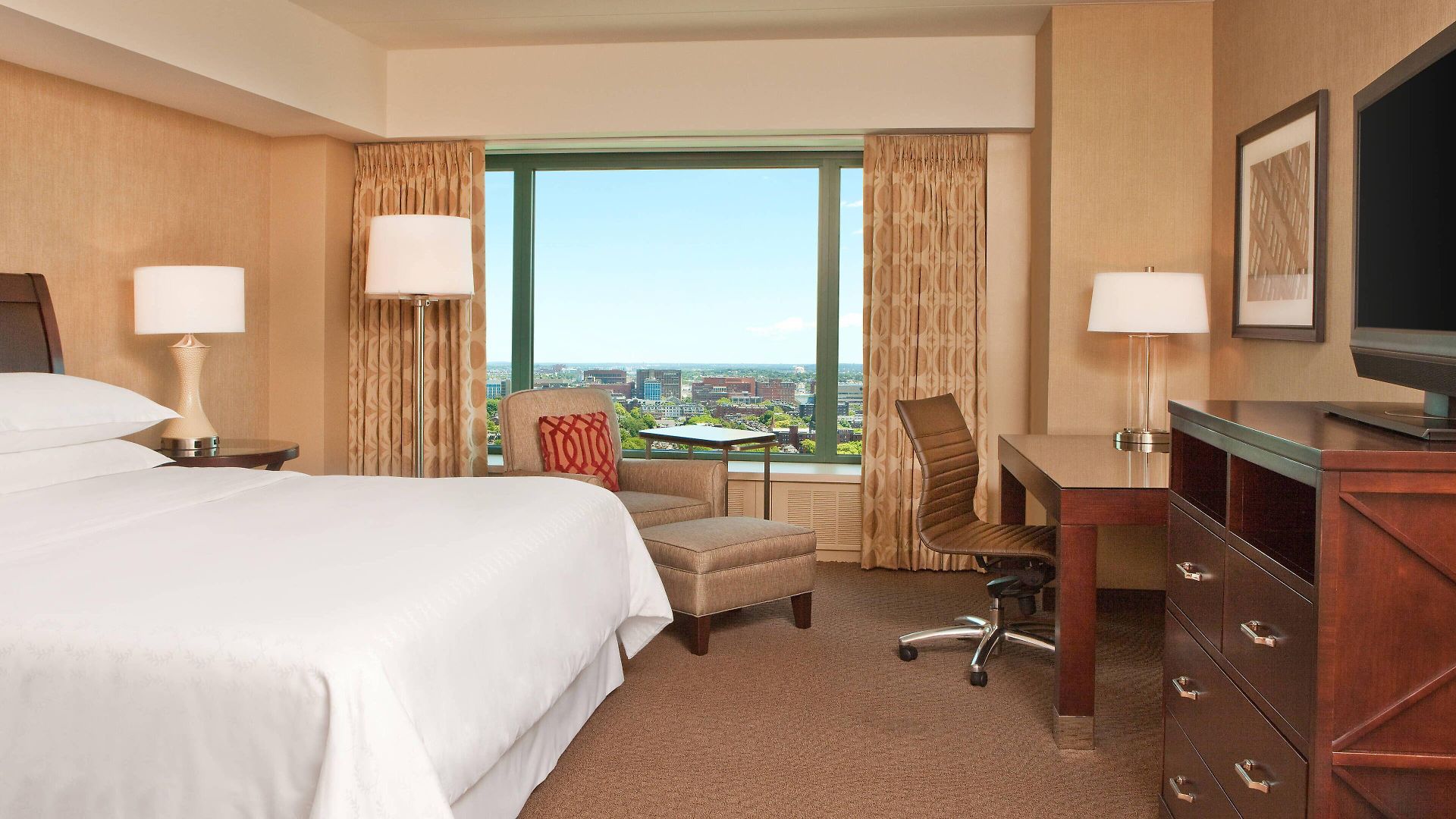 Hotel Sheraton 4*