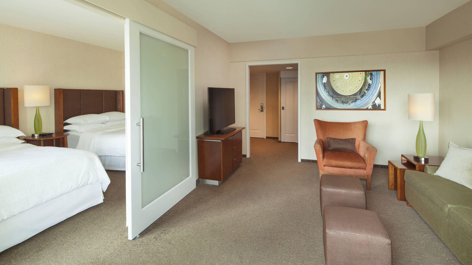 Sheraton 4*