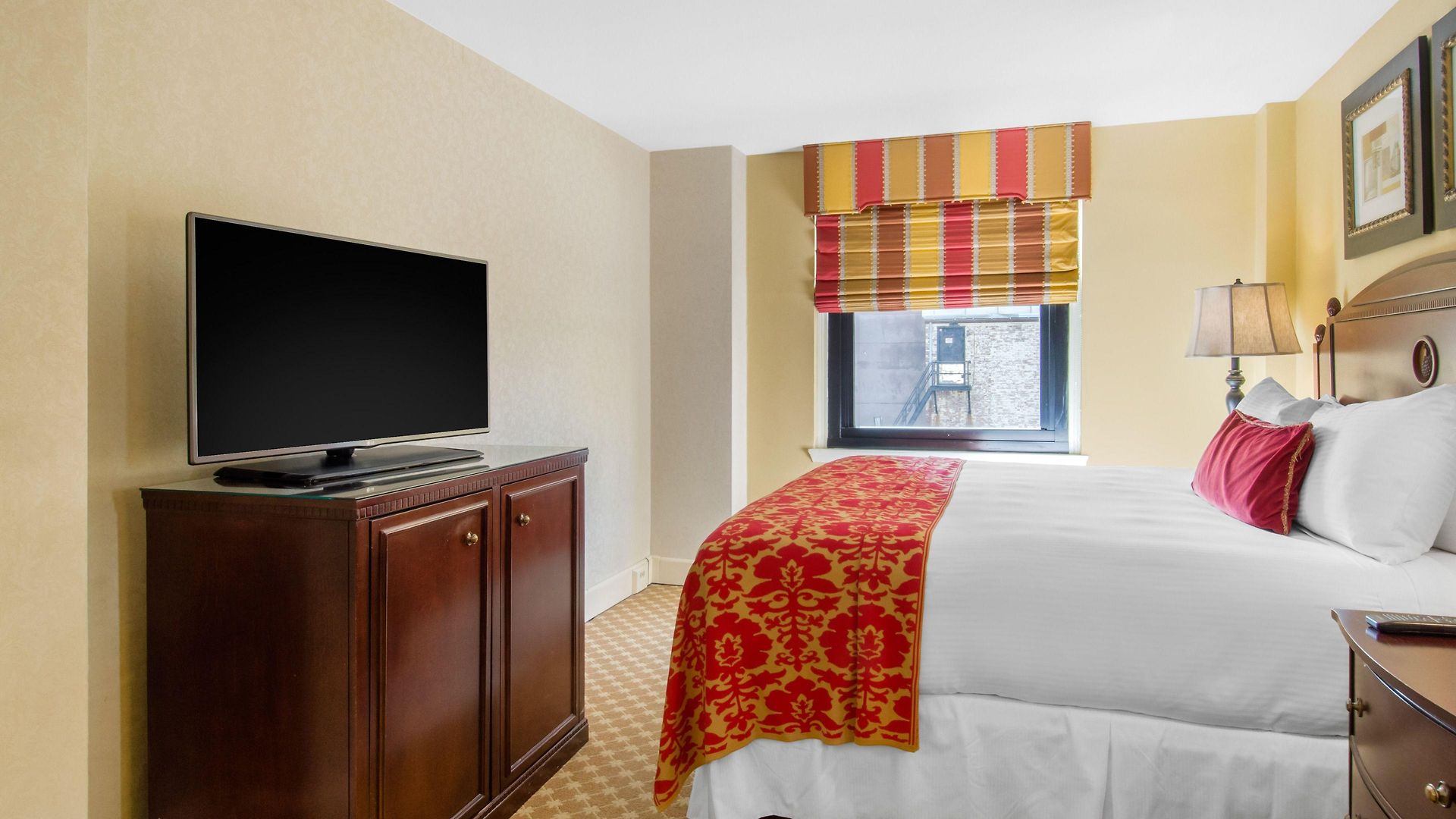 Omni Parker House 4*