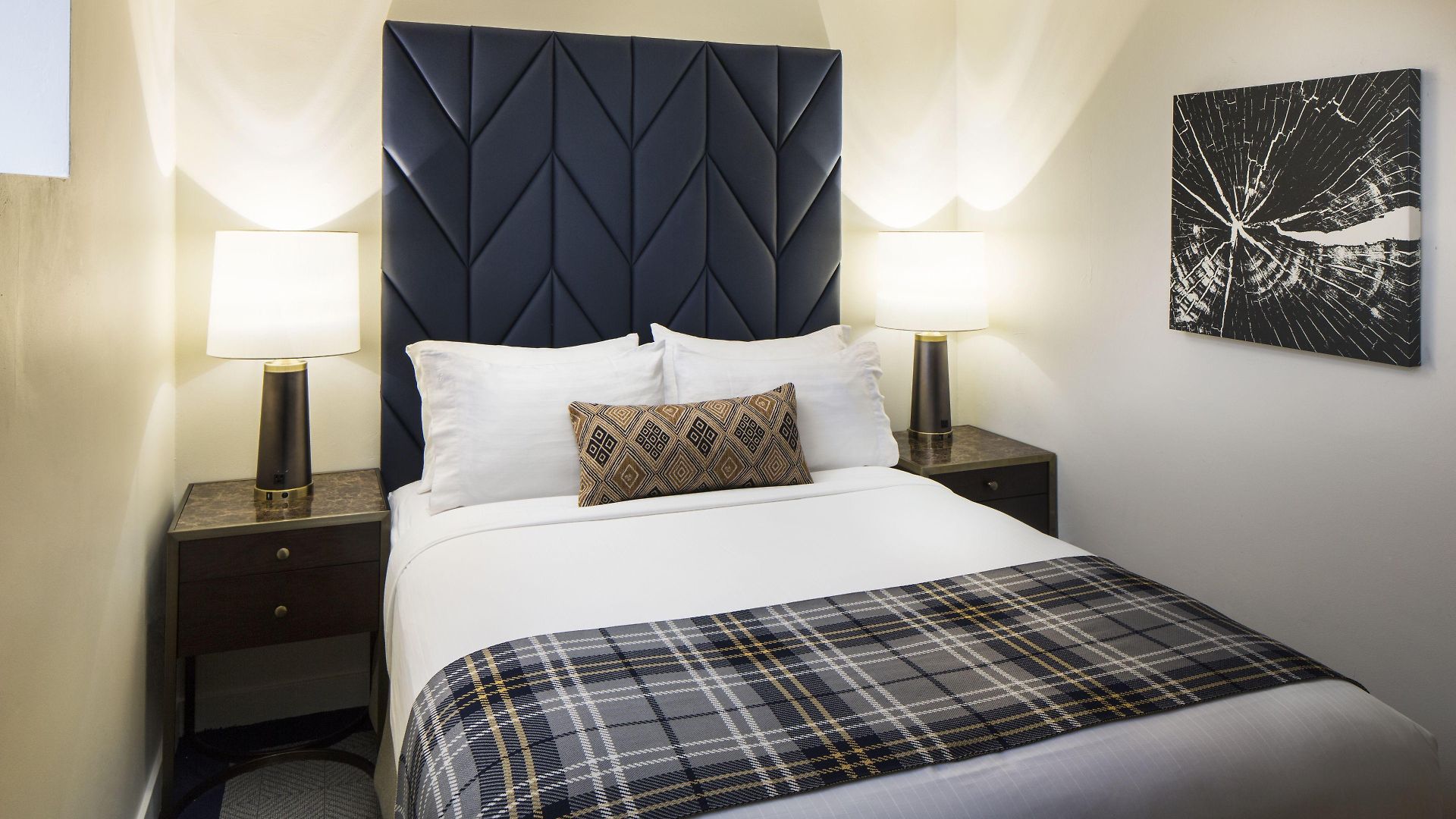 Hotel Indigo Garden By Ihg