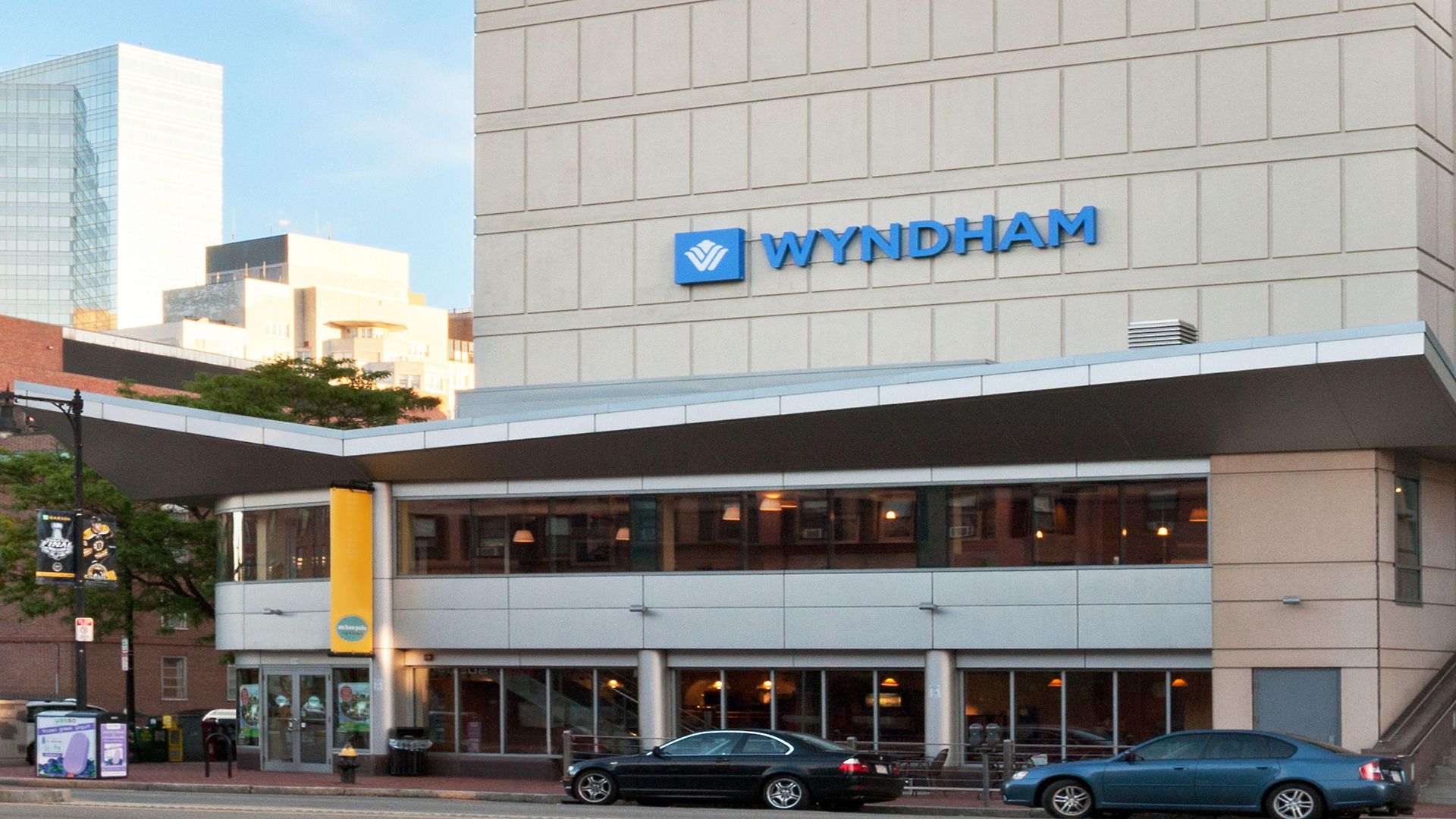 Wyndham Beacon Hill 4*
