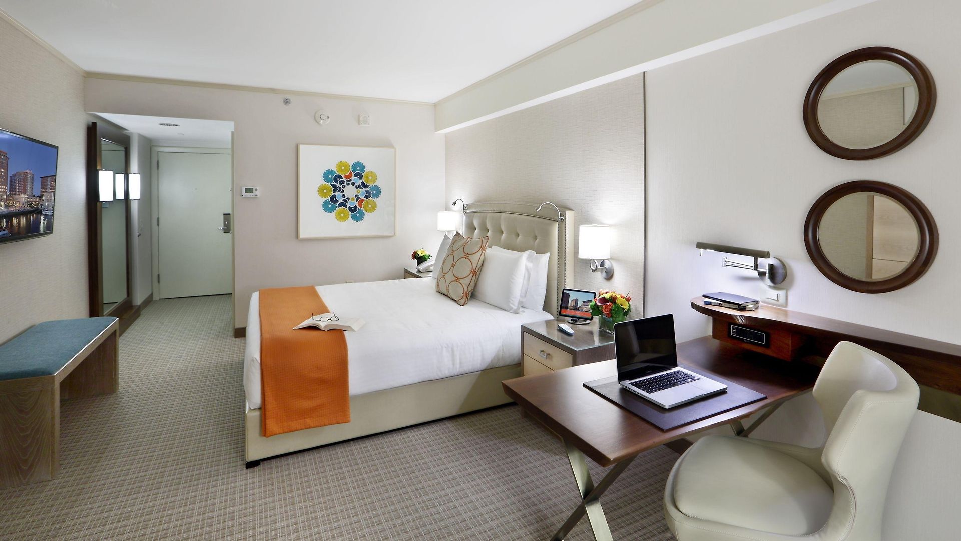 Hotel Seaport 4*