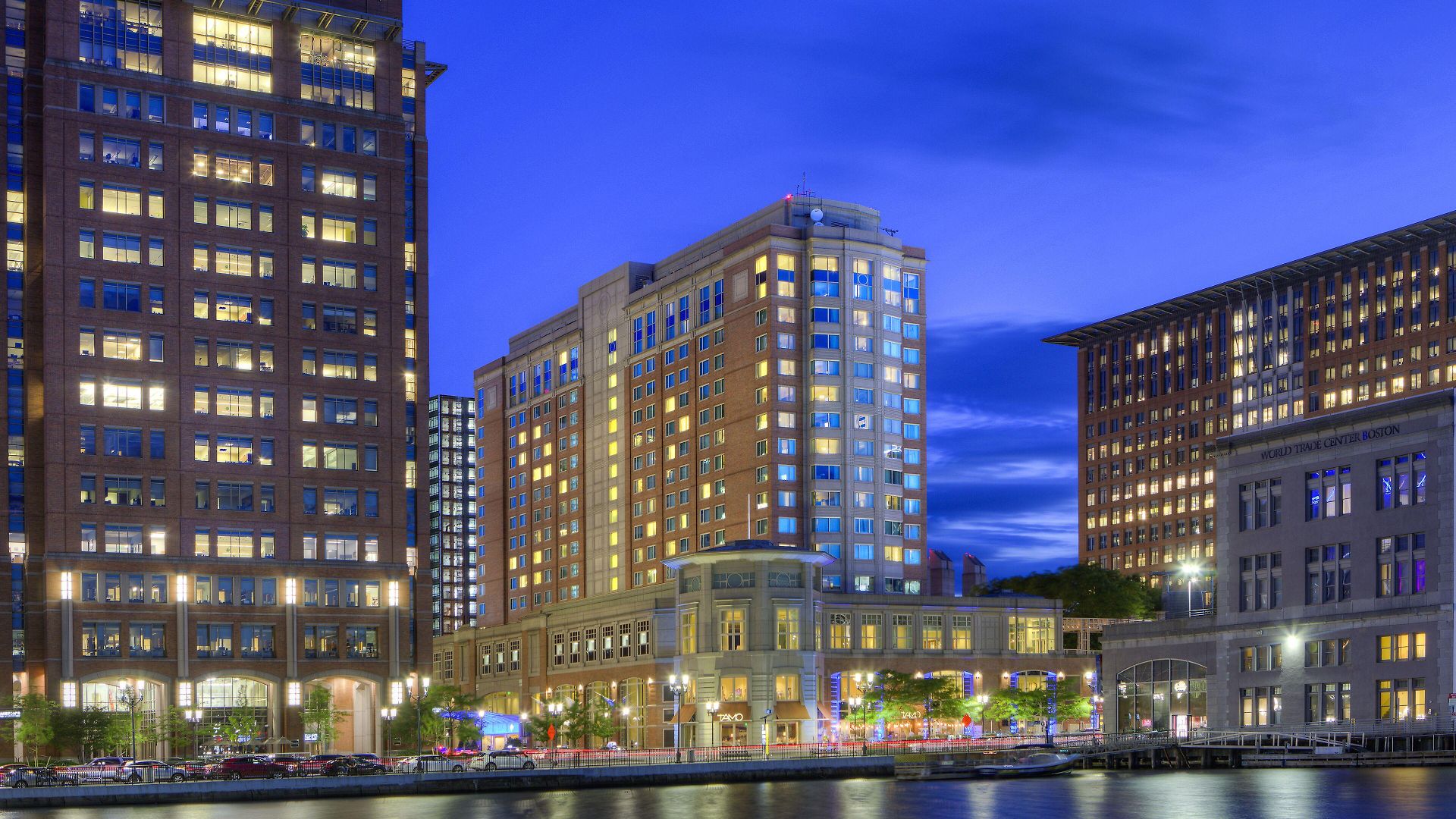 Seaport Hotel 4*