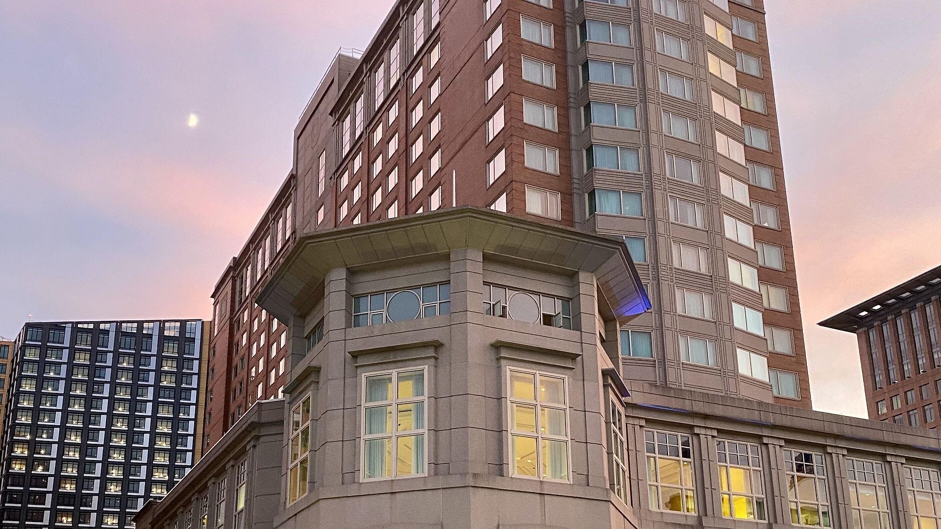 Hotel Seaport Boston