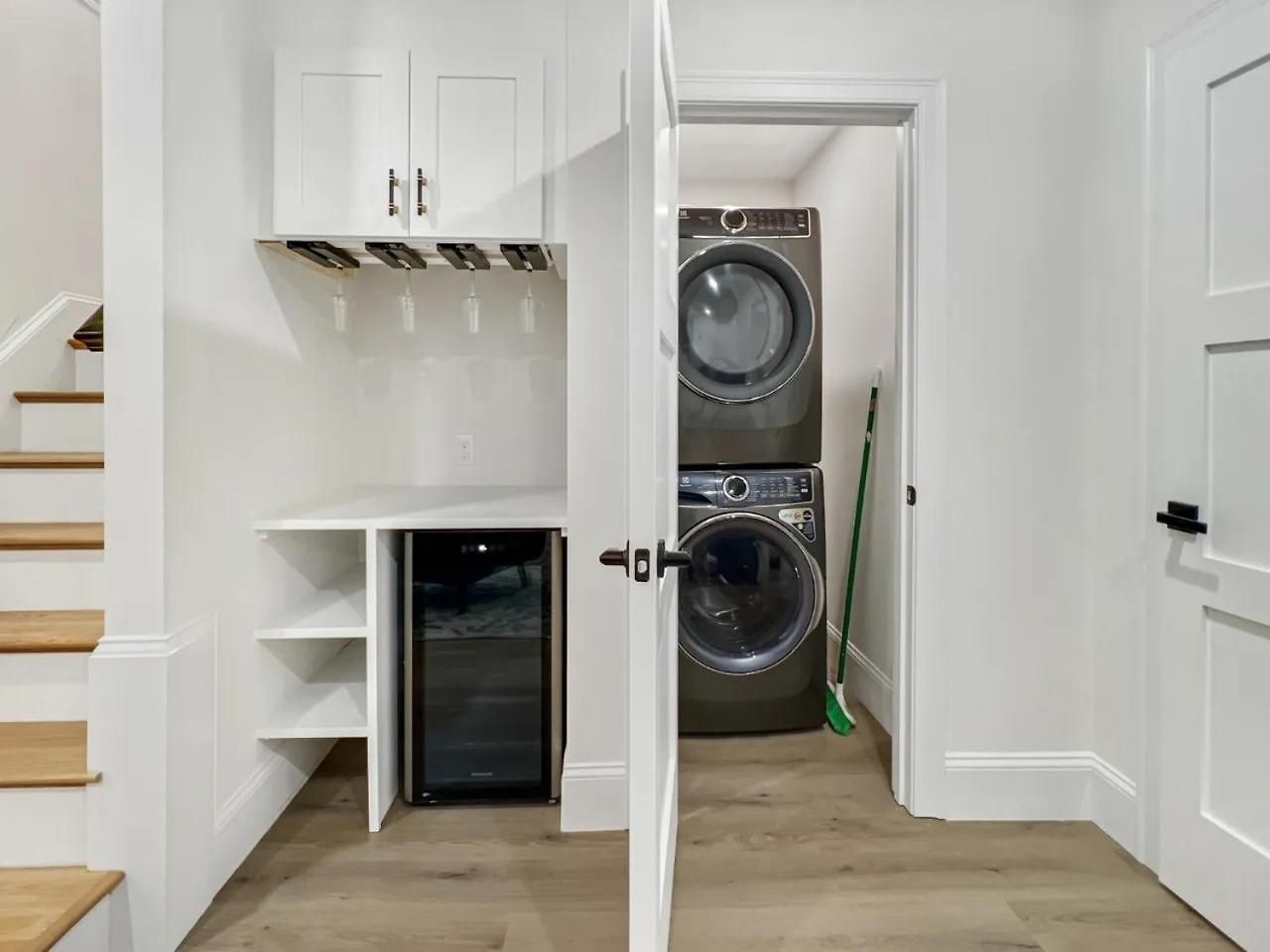 Forest Hill -boston Apartment