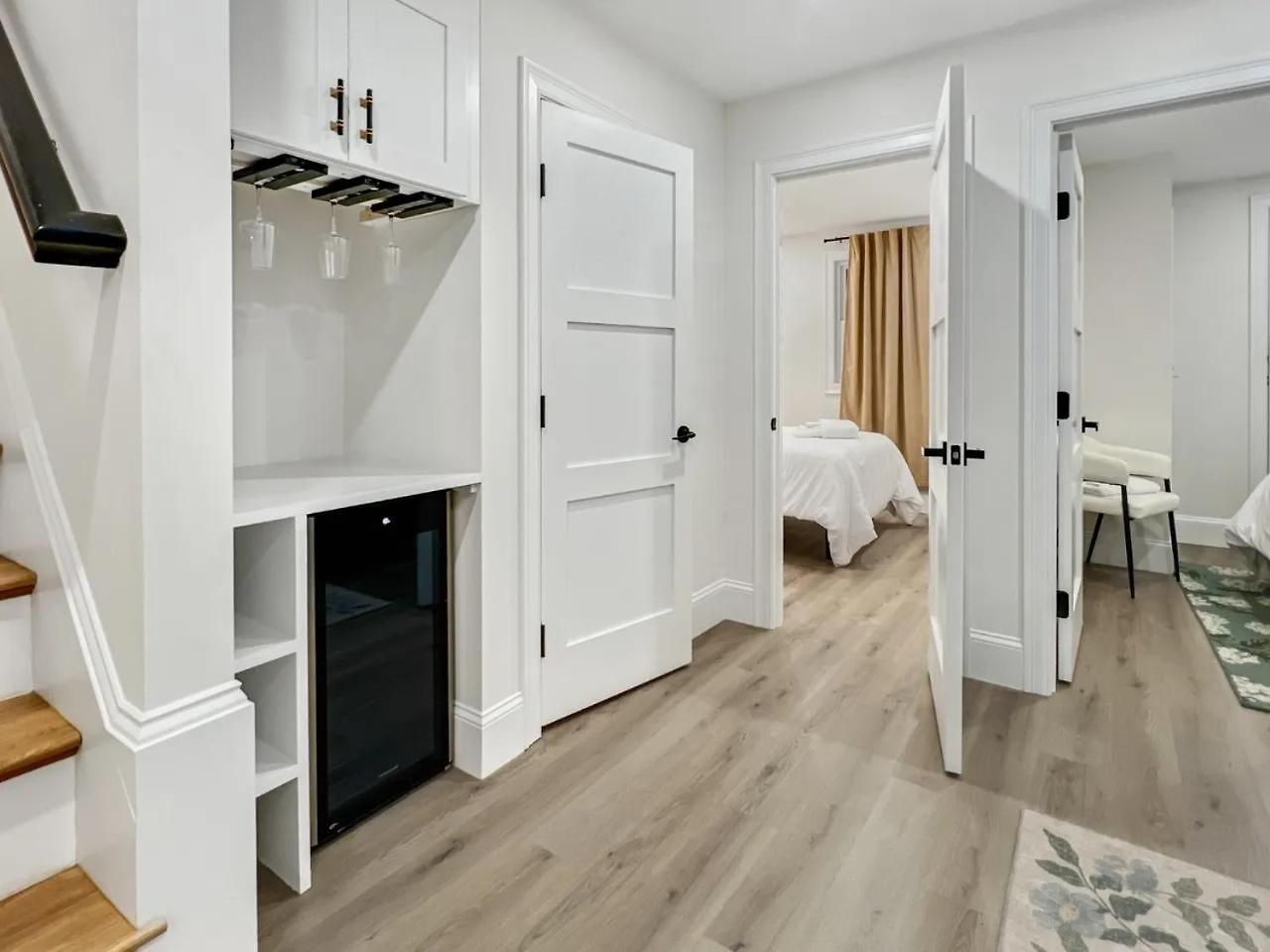 Forest Hill -boston Apartment