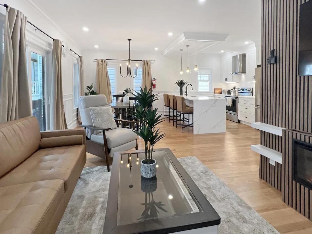Forest Hill -boston Apartment *