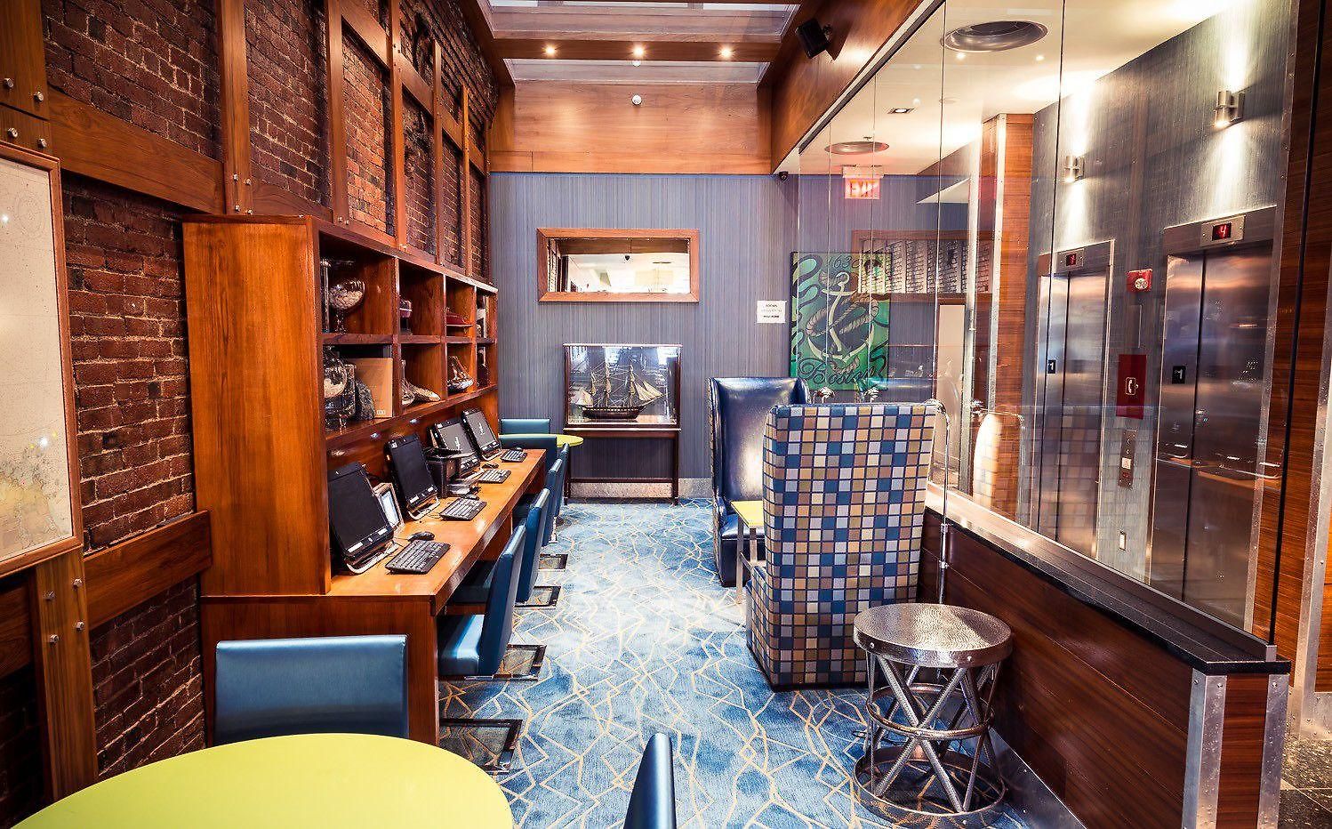 Hotel Harborside