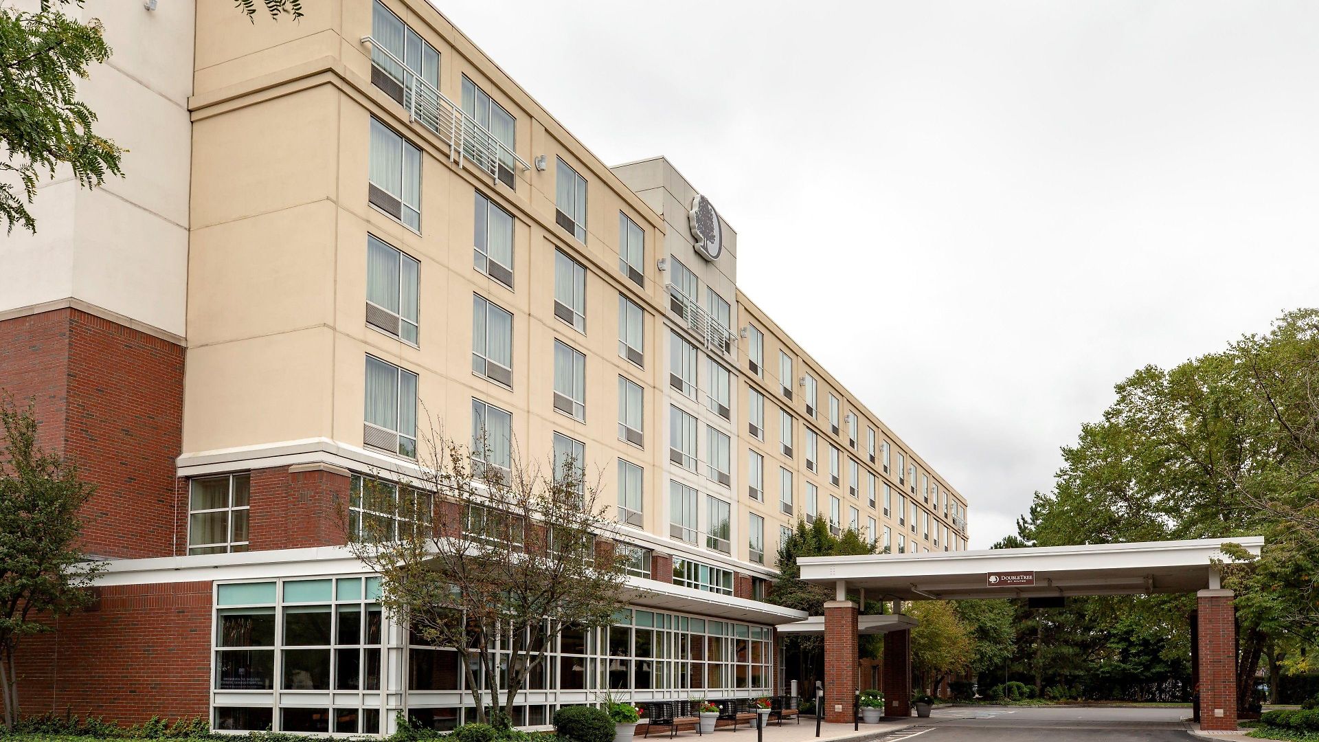 Doubletree By Hilton Bayside Hotel