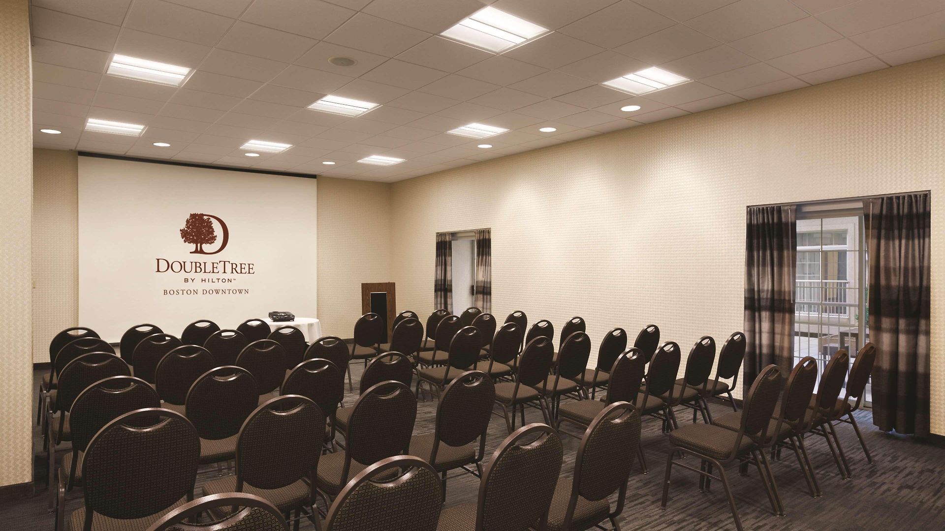 Doubletree By Hilton - Downtown Hotel