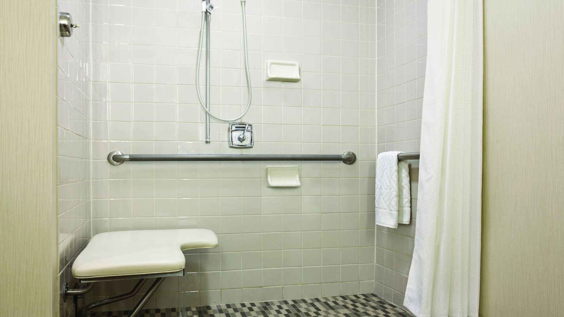 Doubletree By Hilton - Downtown Hotel