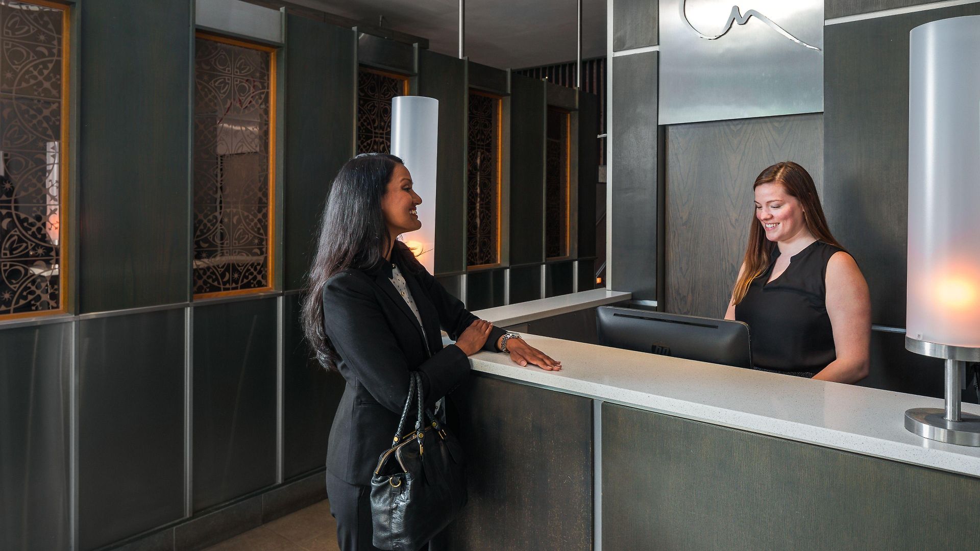 Charlesmark Hotel