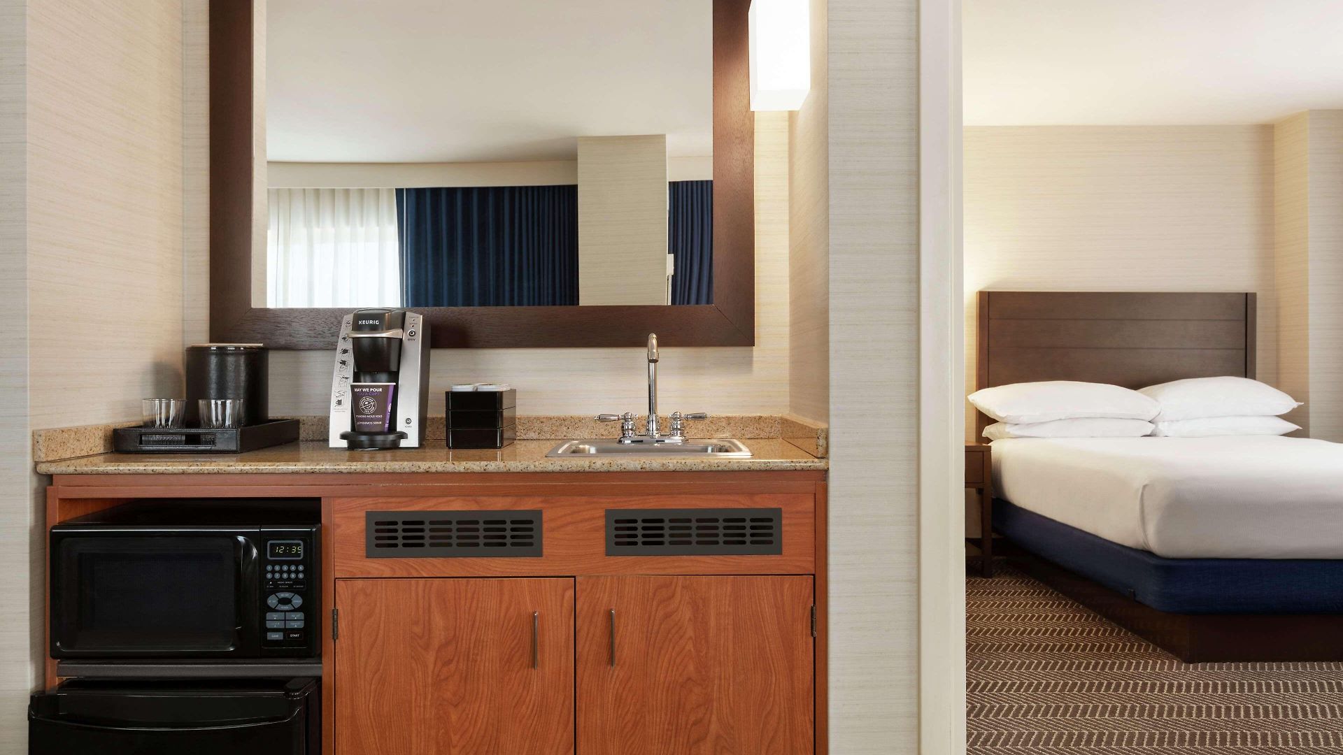 Embassy At Logan Airport Hotel Boston