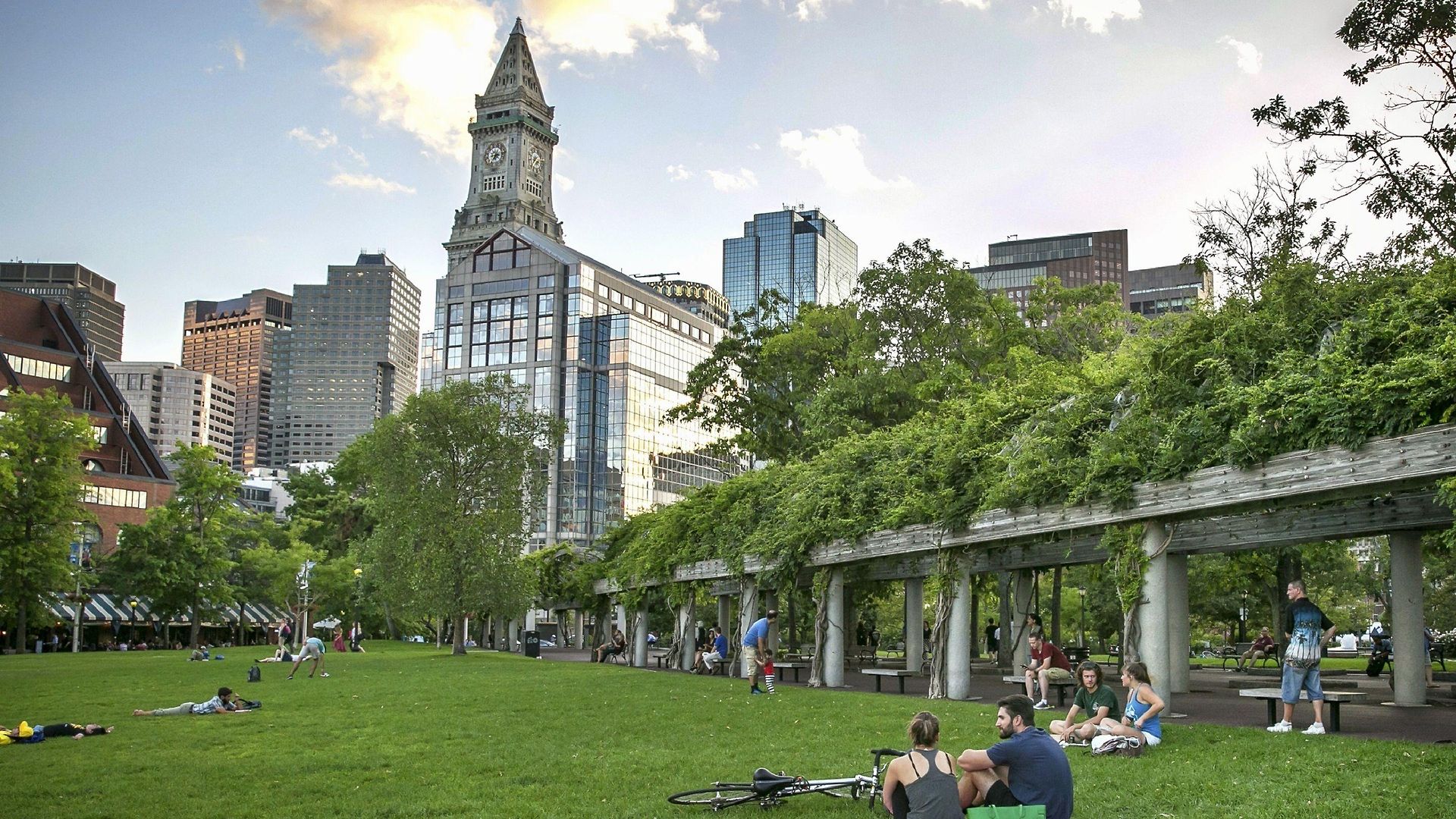 By Marriott Harbor On Tudor Wharf 3* Boston