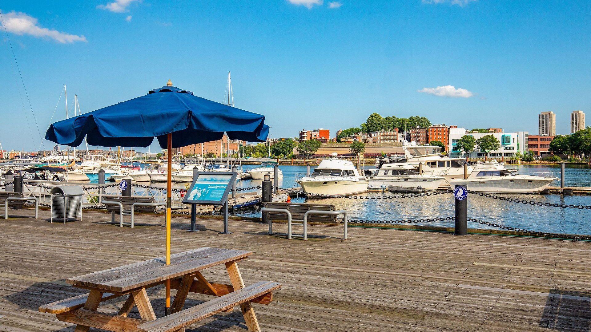 Hotel By Marriott Harbor On Tudor Wharf