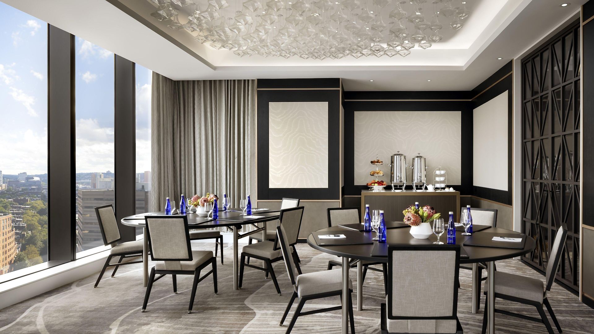 Common Hotel 2*