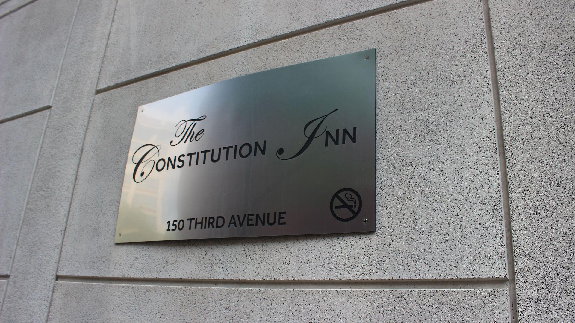 Hotel Constitution 2*