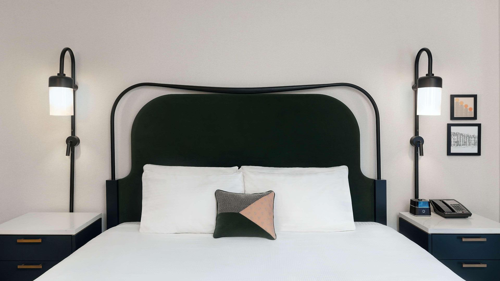 Pennyweight Boston, Curio Collection By Hilton Hotel Boston