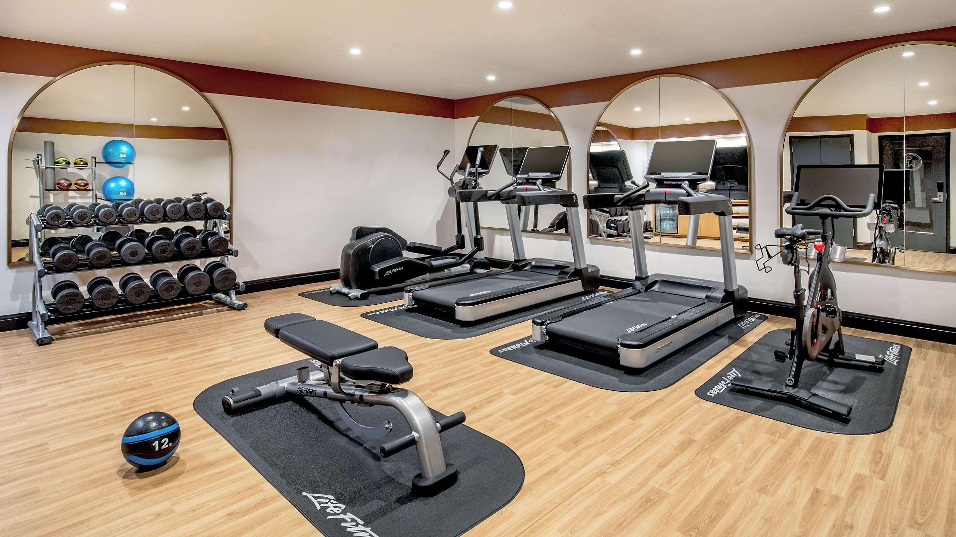Pennyweight Boston, Curio Collection By Hilton Hotel