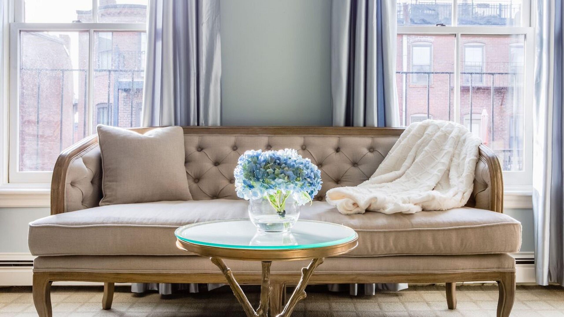 Clarendon Square Bed & Breakfast