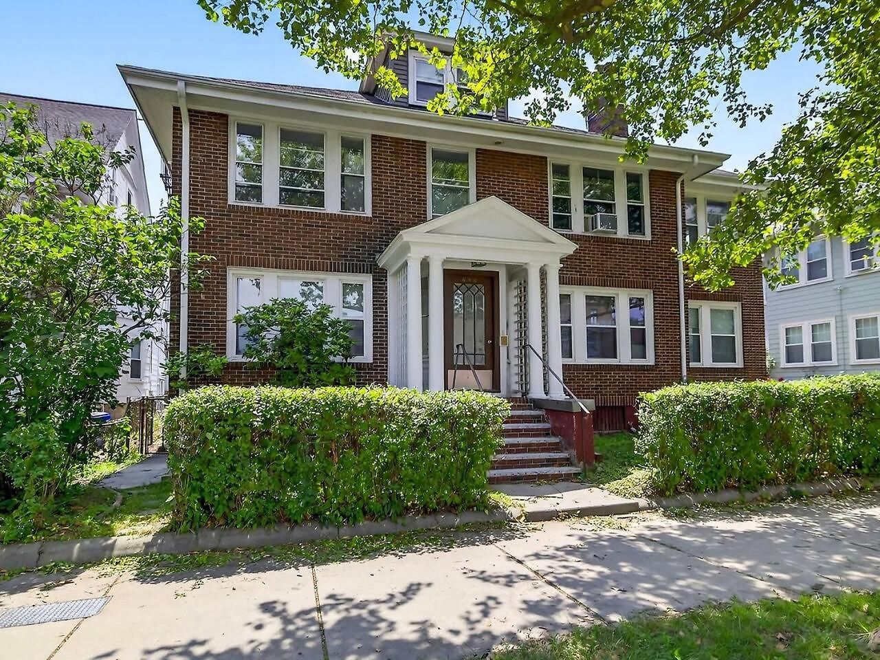 Charming 1br In With Free Parking Apartment