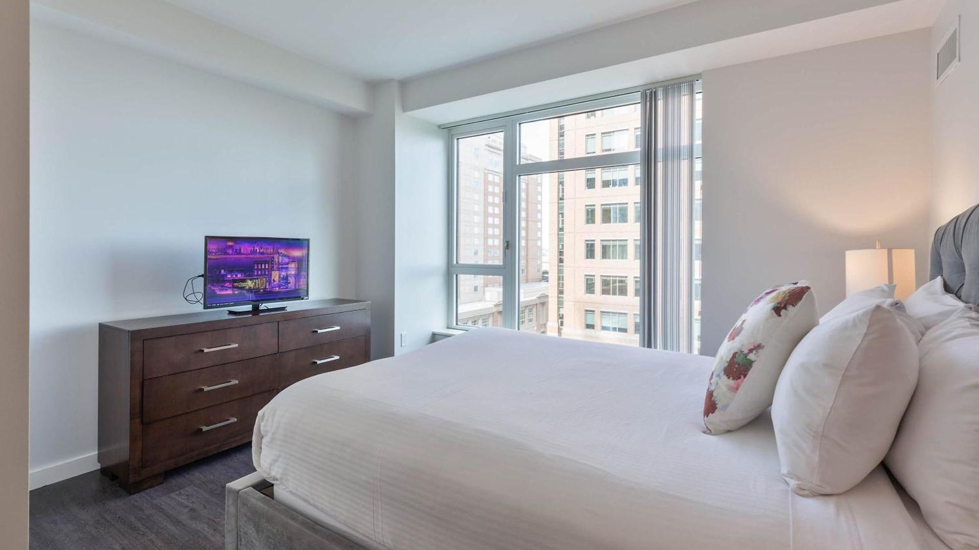 Apartment Modern Harbor Front Boston