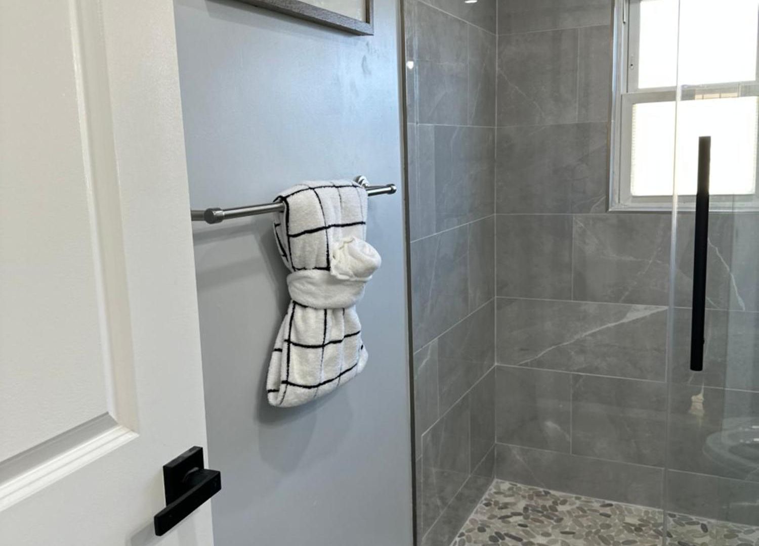 85c Brand New 3brwalk To Transit, Near Apartment Boston