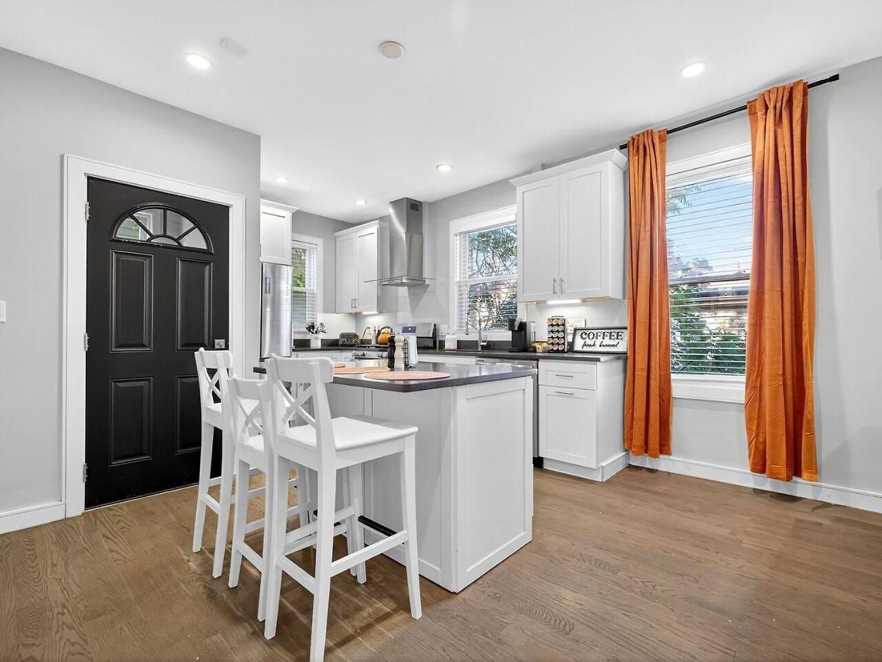 Luxury 3br In That Sleeps 10 *