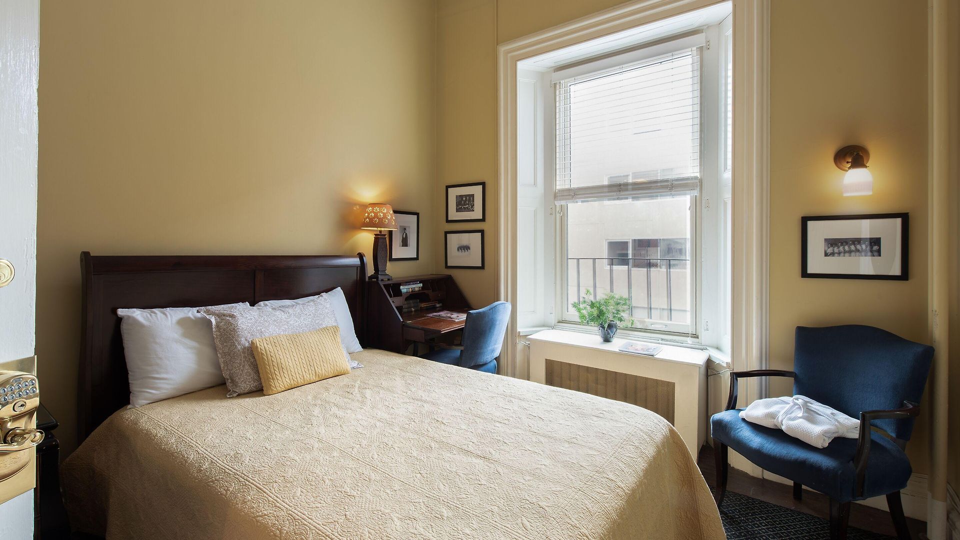 The College Club Of Bed & Breakfast 3*