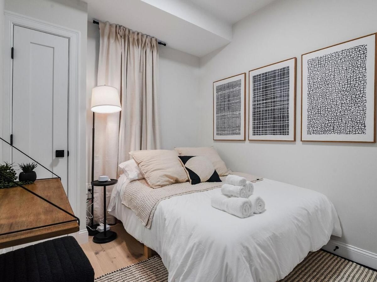 Apartment Modern 5b3b In Steps To Convention Center Boston