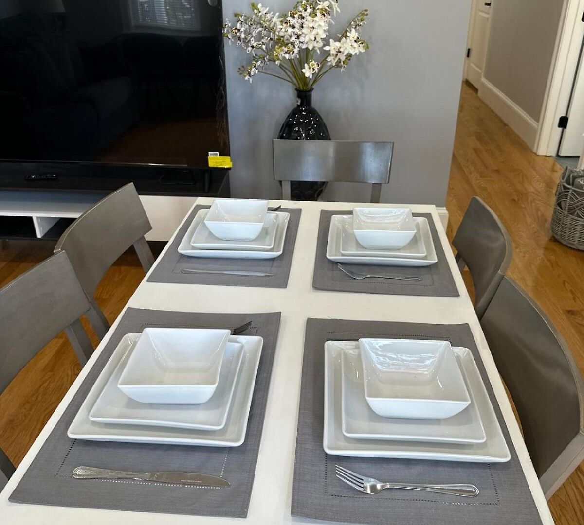 85c Brand New 3brwalk To Transit, Near * Boston