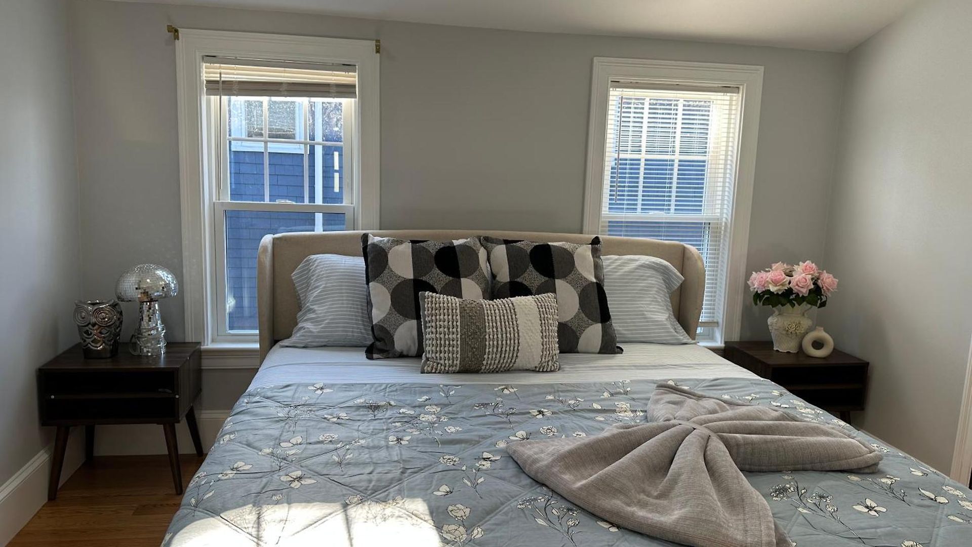 85c Brand New 3brwalk To Transit, Near Apartment
