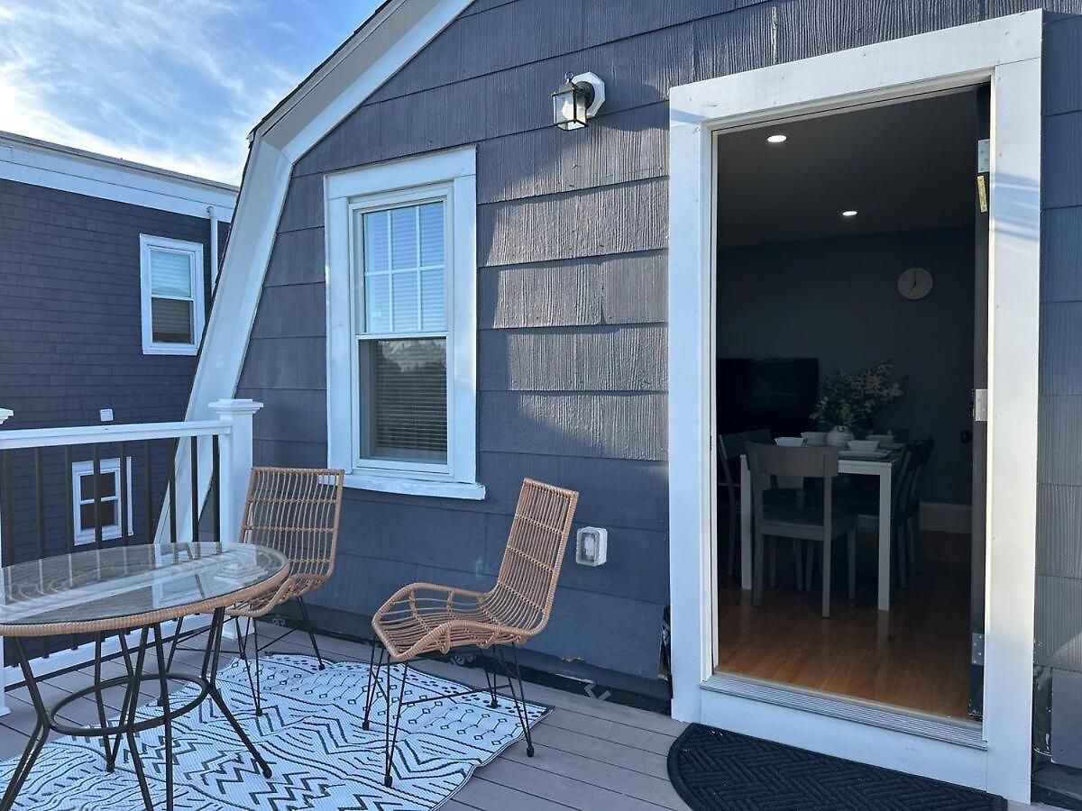 Apartment 85c Brand New 3brwalk To Transit, Near *