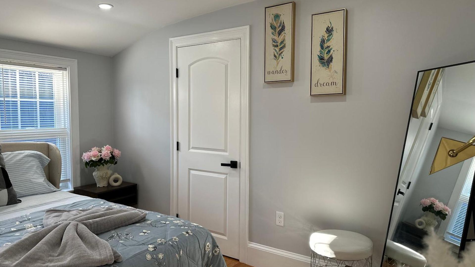 85c Brand New 3brwalk To Transit, Near Apartment Boston