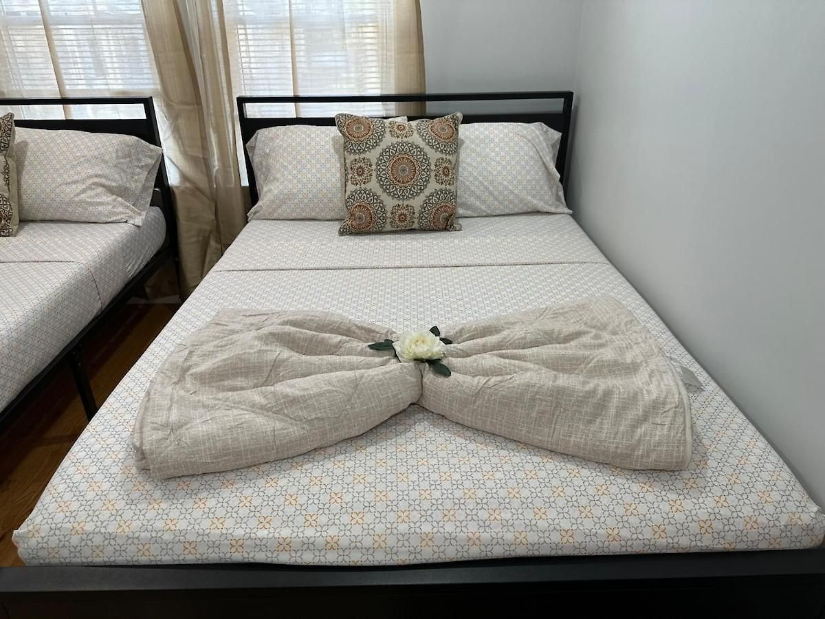 85c Brand New 3brwalk To Transit, Near Apartment *